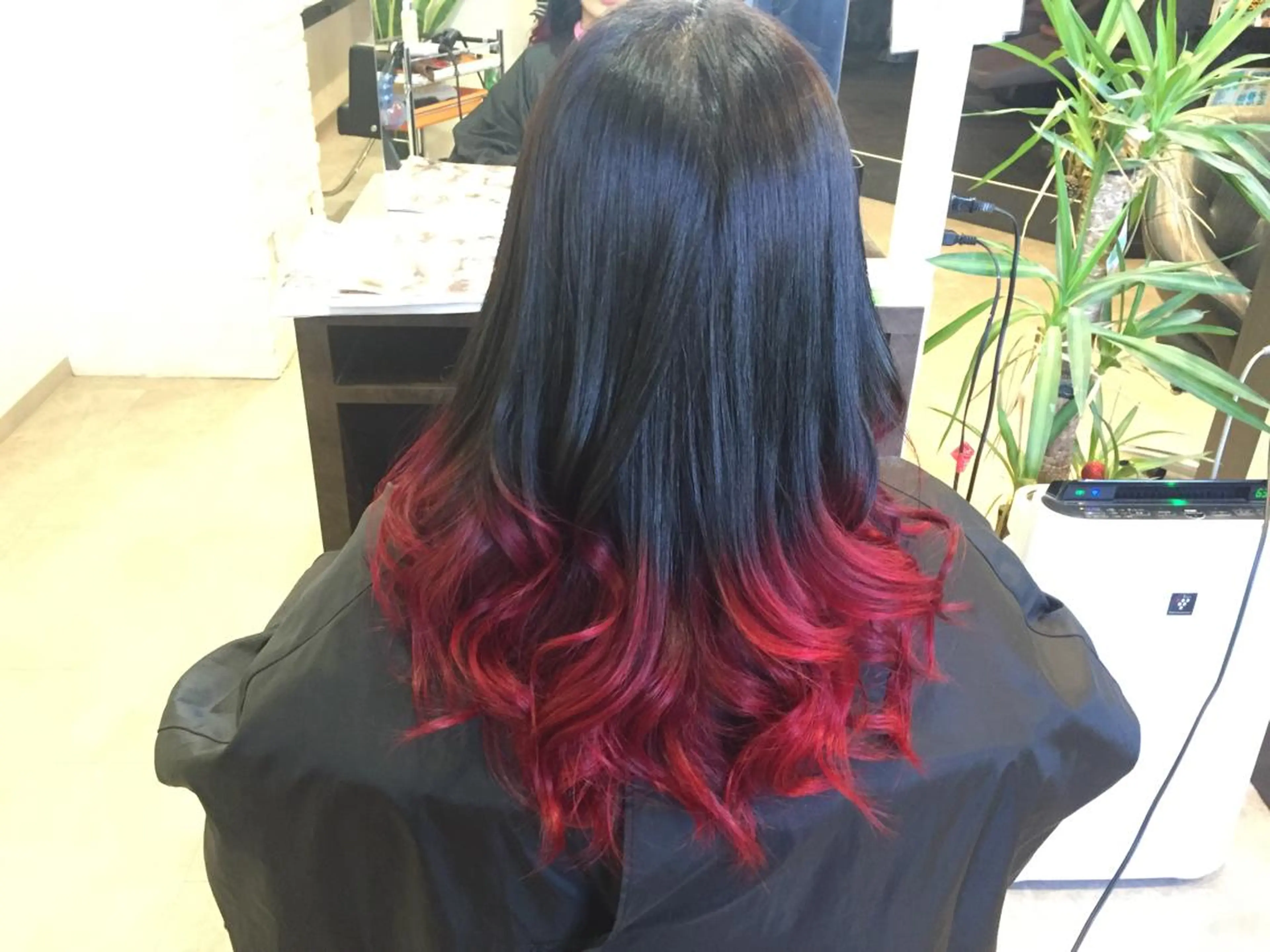 ロング カラー グラデーションカラー 💓シールエクステ ルミエールのヘアスタイル