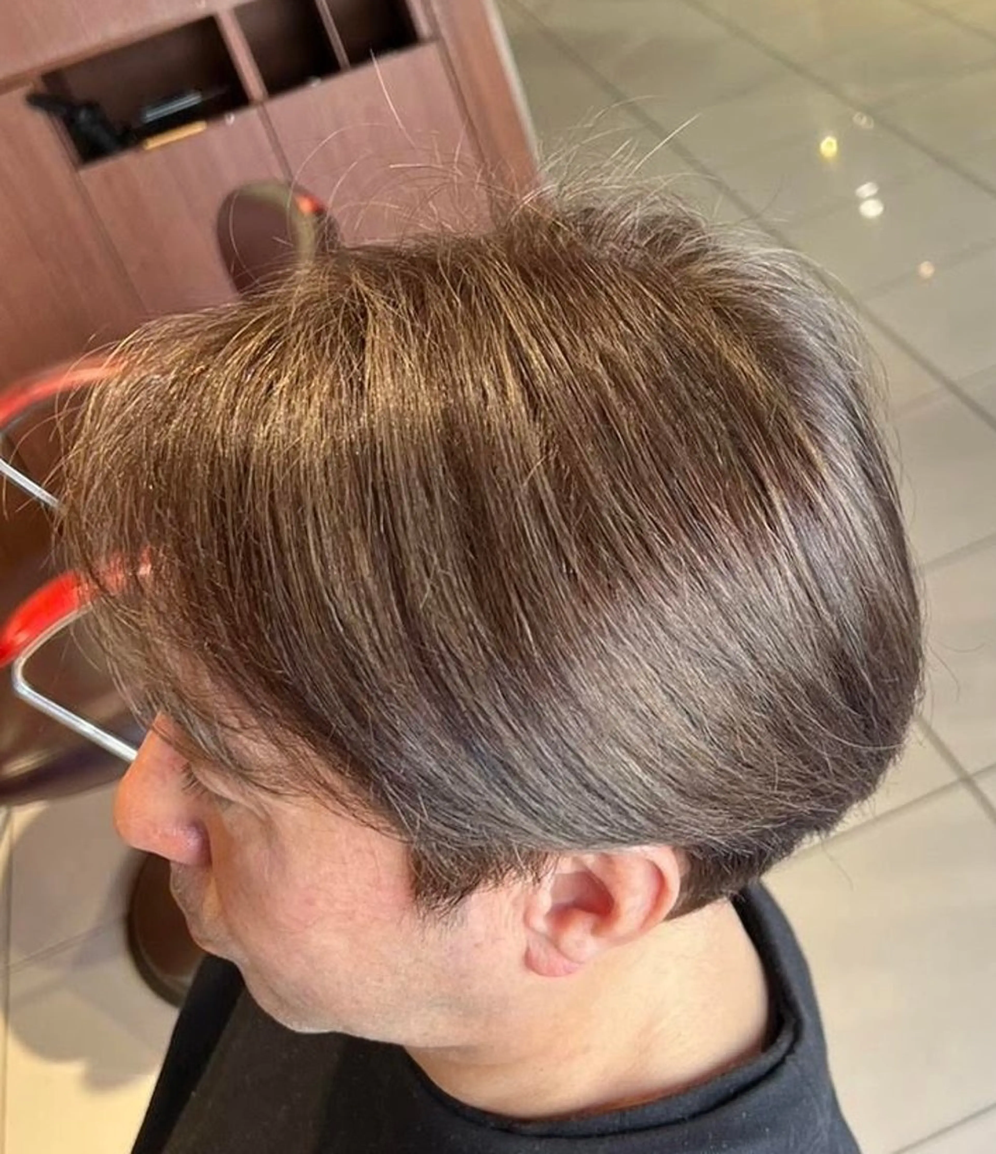 ショート ハイライト ヨウコ YOKOのヘアスタイル