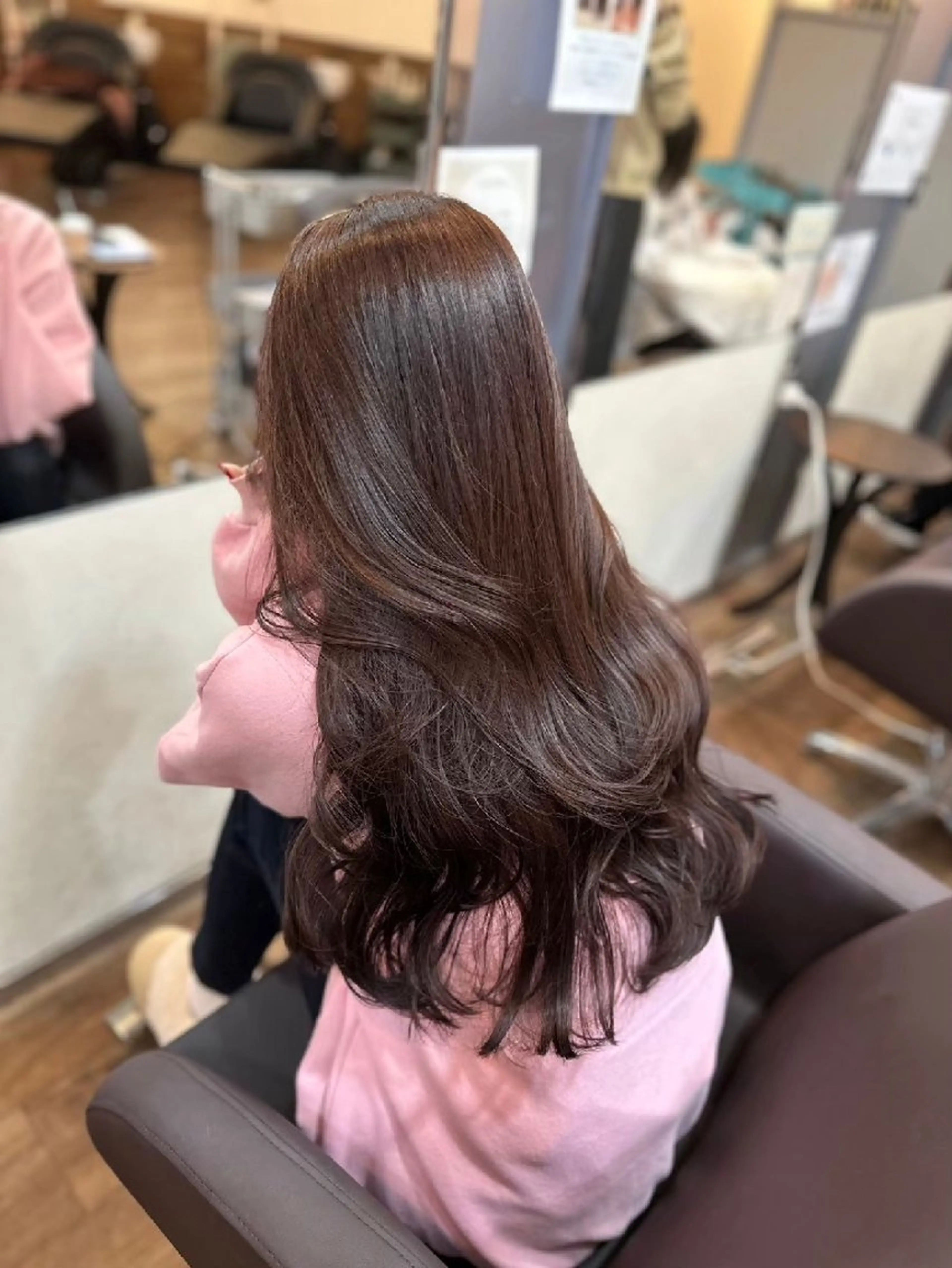 カラー 束感まつぱ🥑🤍 NATUKI🤍のマツエク・マツパデザイン