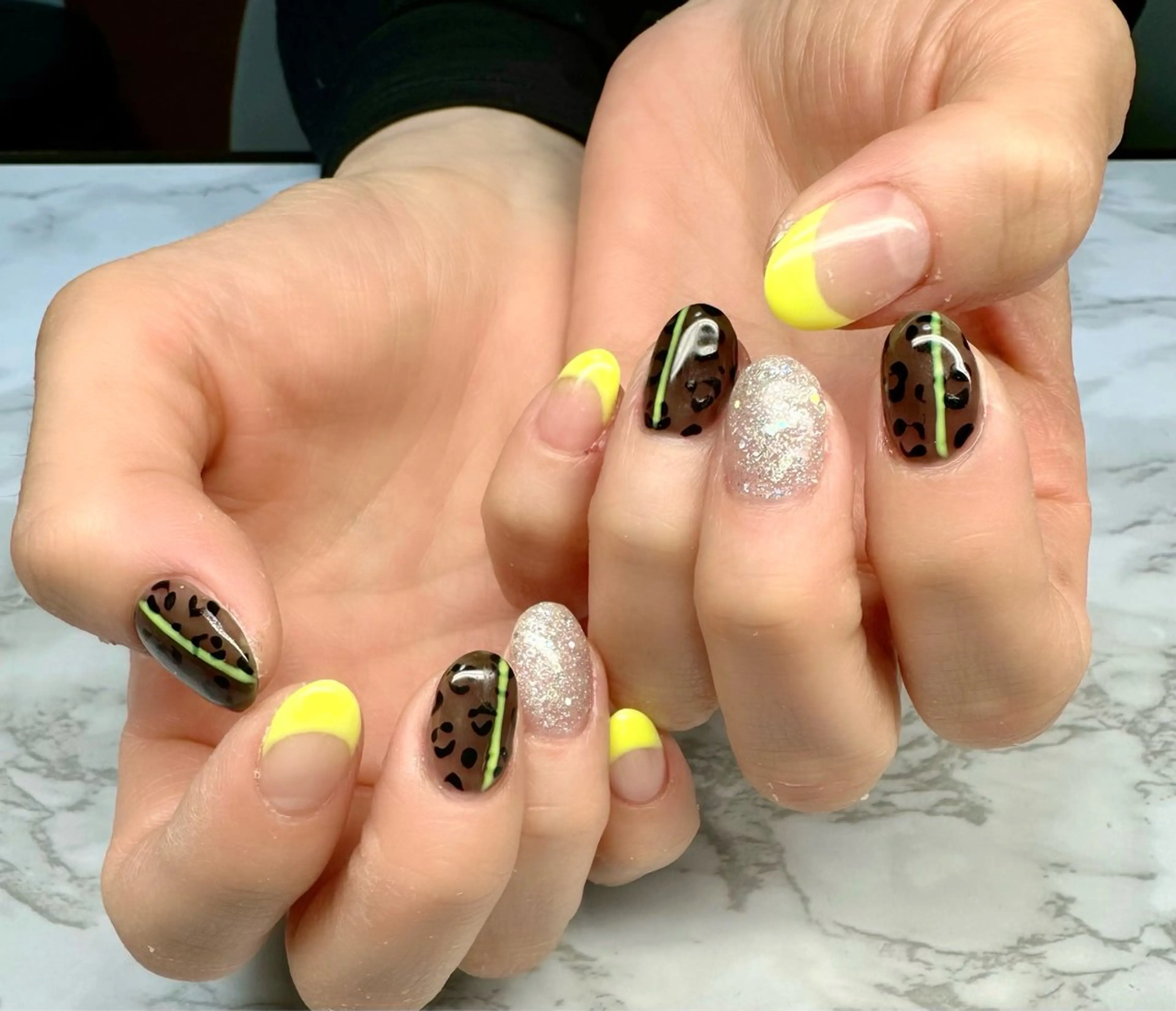 ネイル アニマル柄 フレンチネイル ニュアンスネイル 春ネイル M.N_ nailのネイルデザイン