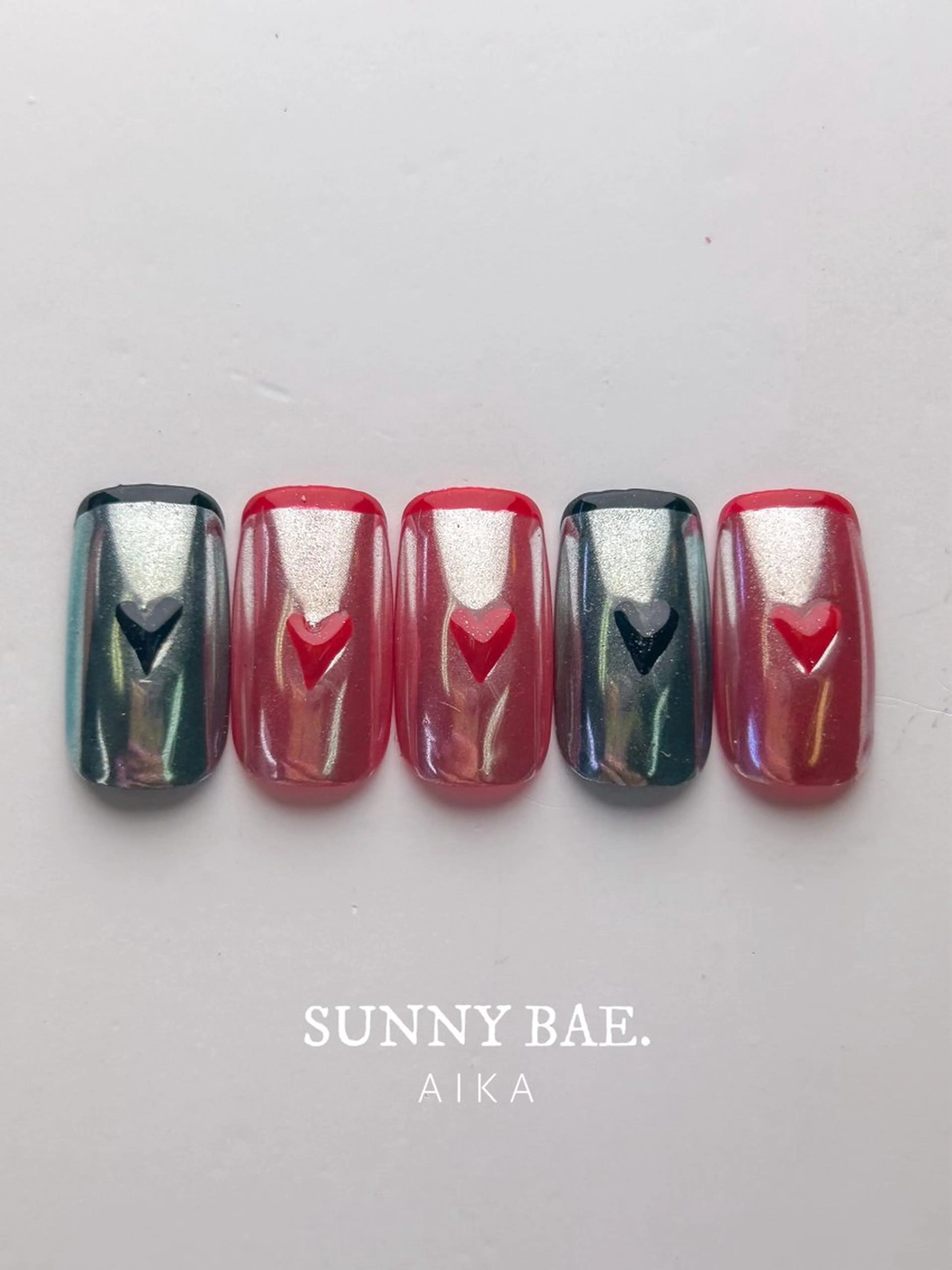 ネイル アートネイル ジェルネイル ハート キラキラネイル ロングネイル Made By AIKAのネイルデザイン