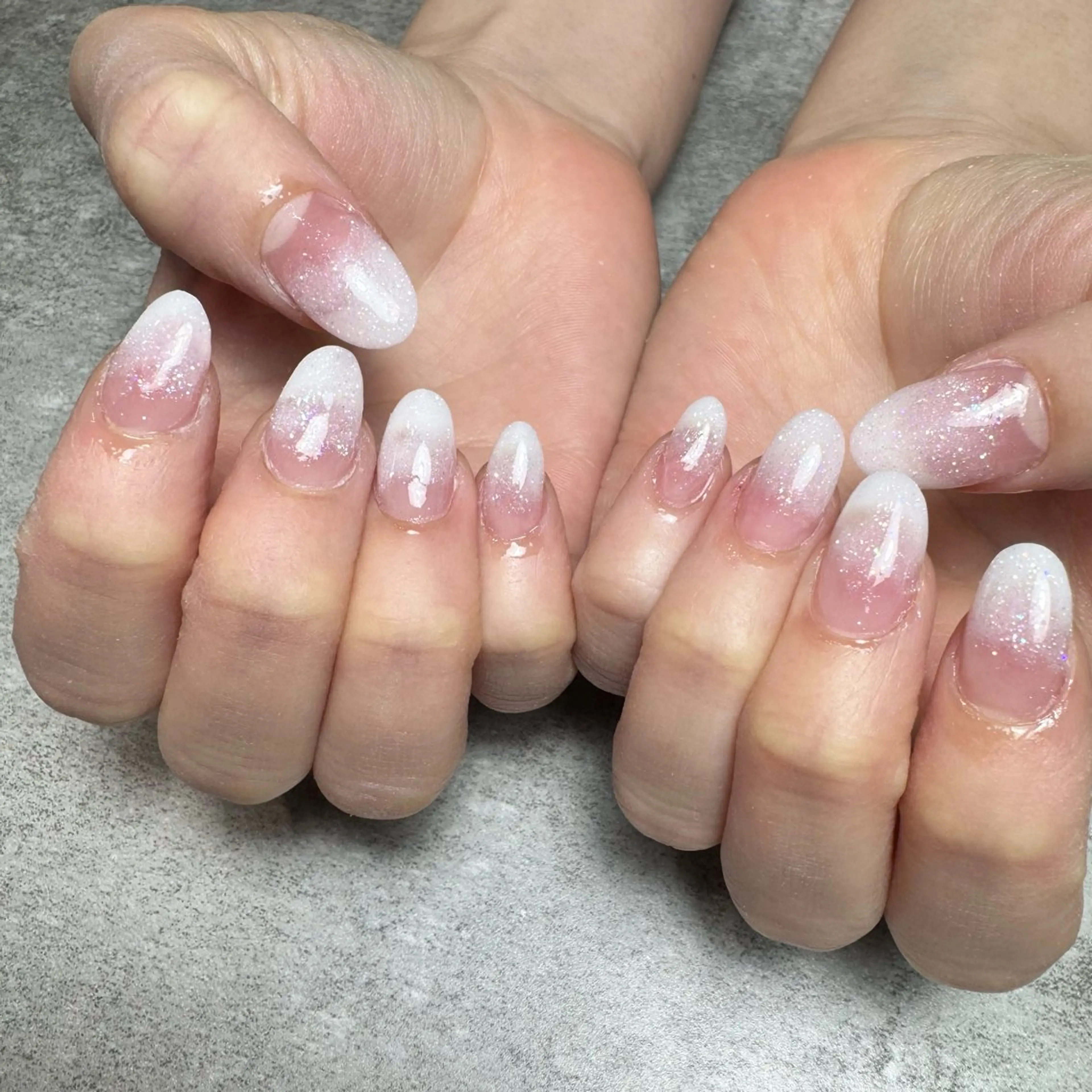 ネイル グラデーション ラメ(グリッター) ラメグラデーション スカルプネイル MATATABI. kumiのネイルデザイン