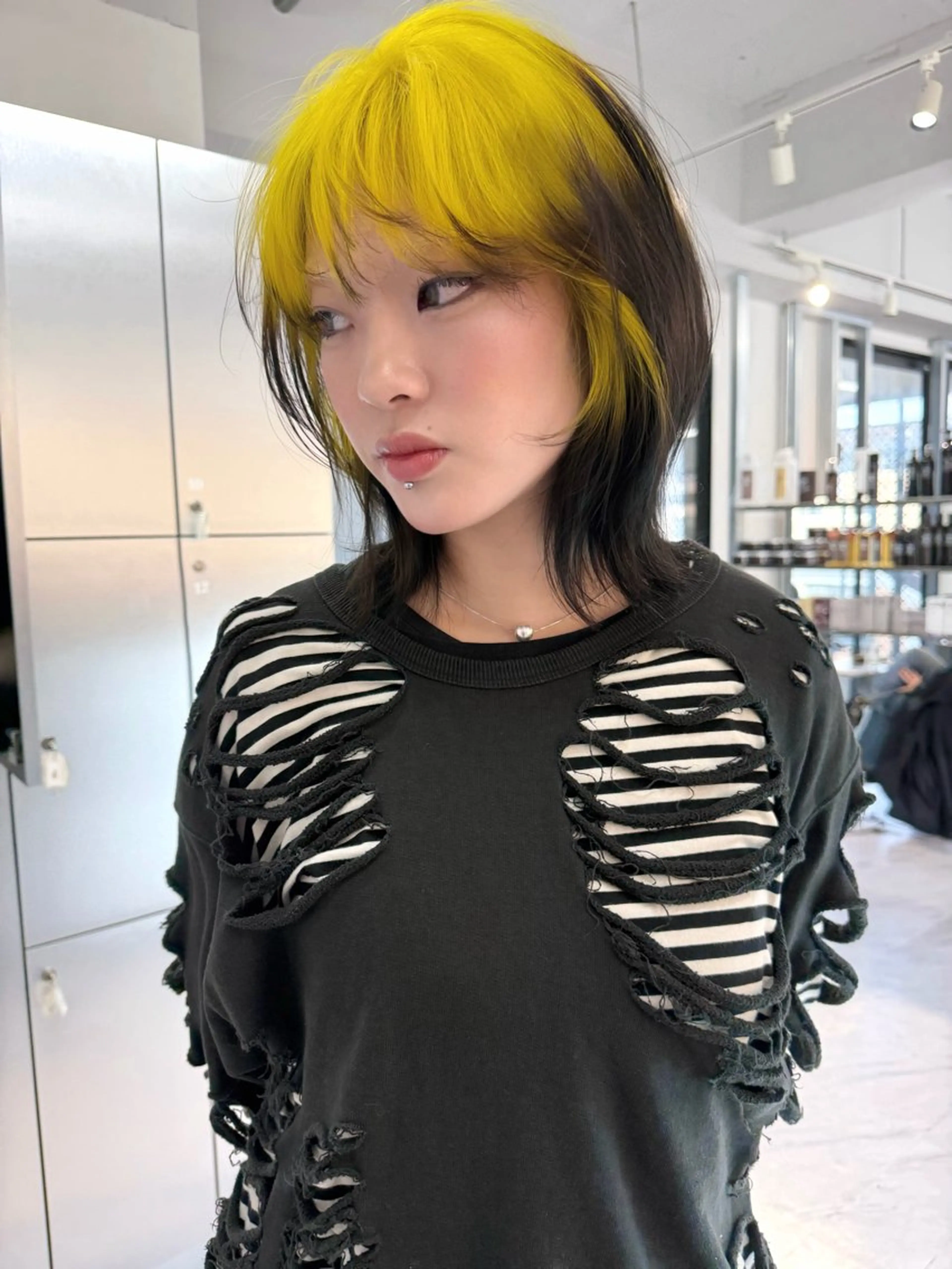 ミディアム カラー ベージュカラー ブリーチ ケアブリーチ デザインカラー ダブルカラー ヘアカラー トリートメント TATSUブリーチ/ ミルクティーベージュのヘアスタイル