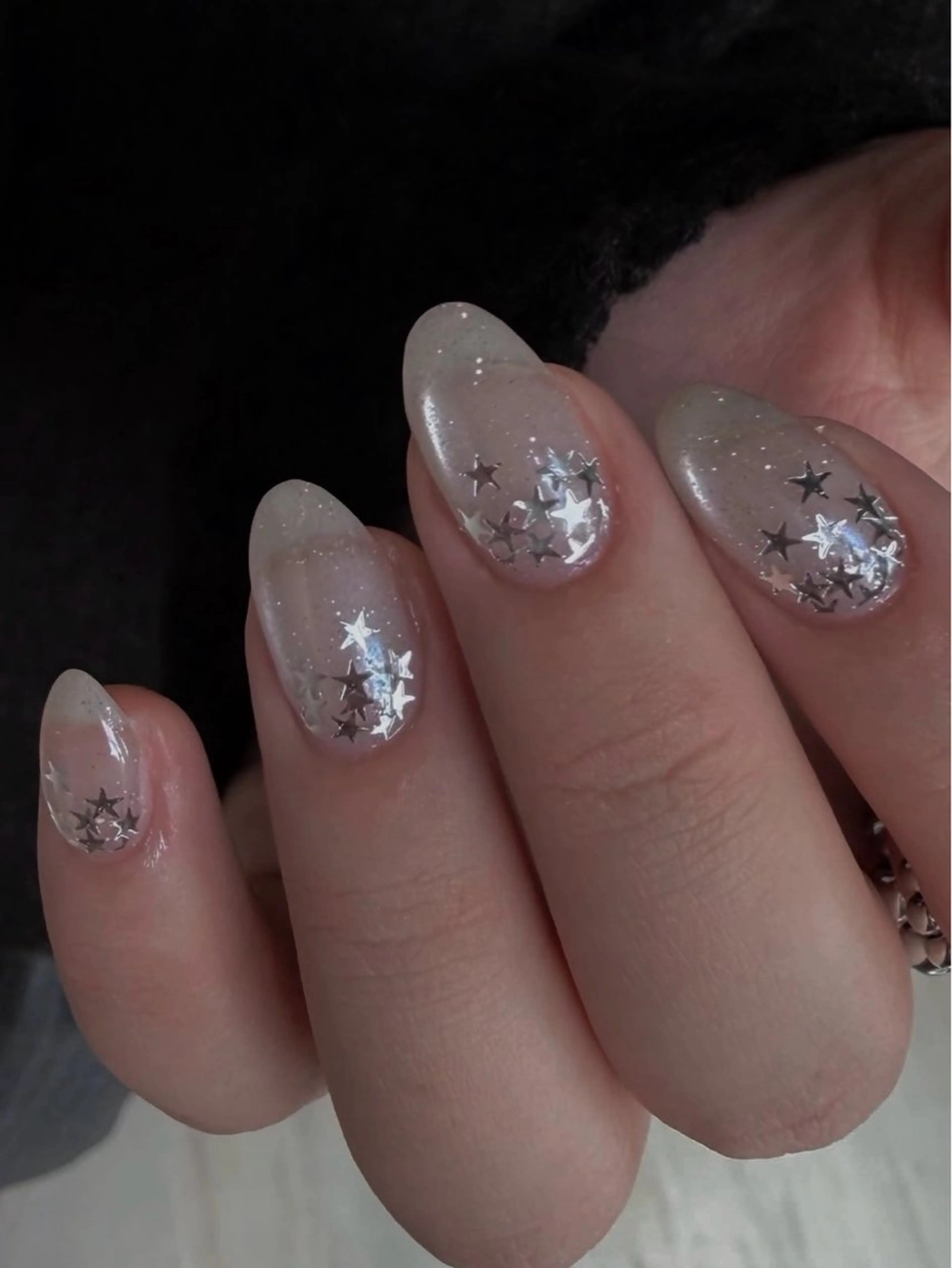 ネイル アートネイル 韓国ネイル ニュアンスネイル ぷっくりネイル ハンドネイル ハンドケア hina .のネイルデザイン