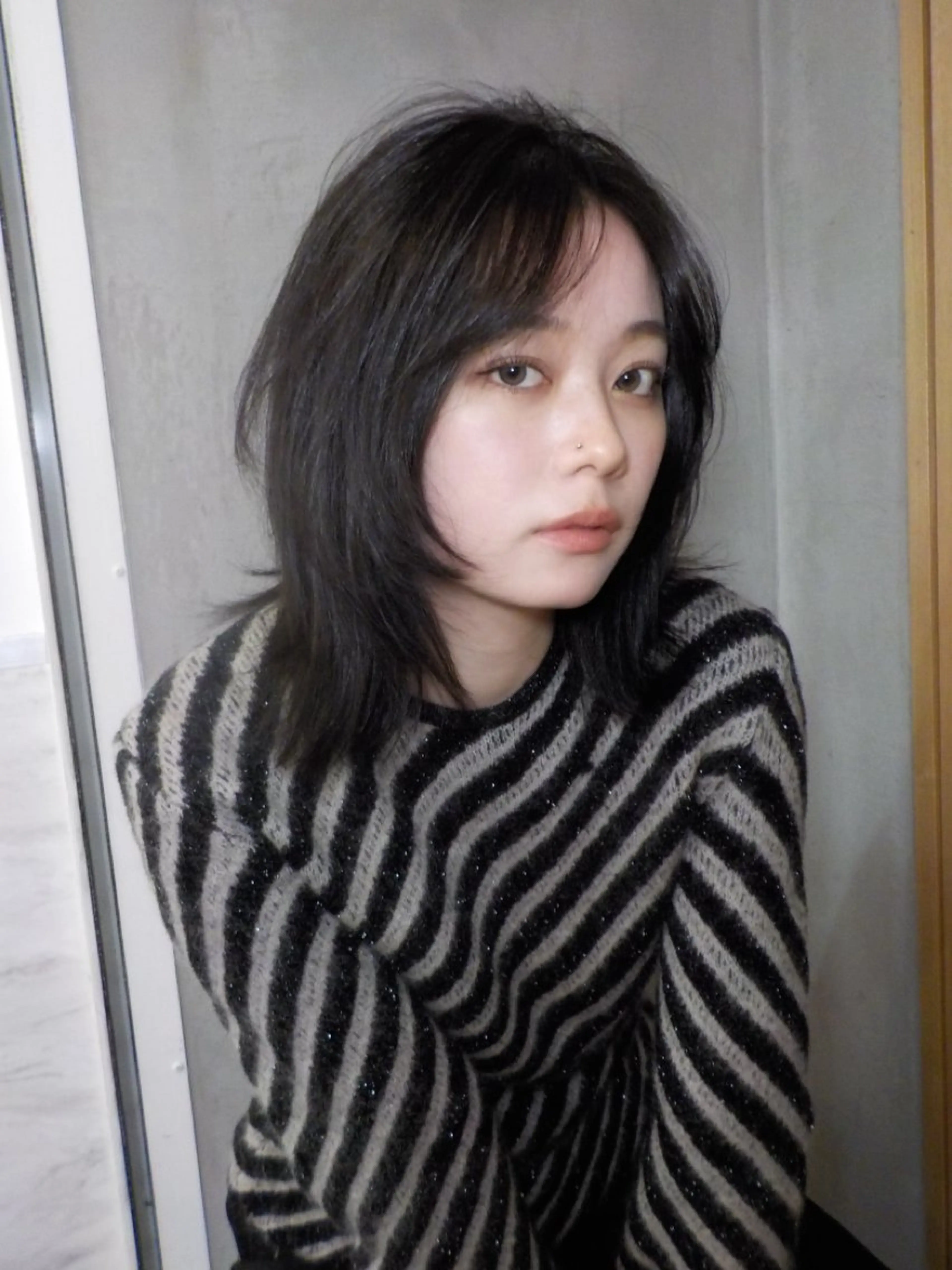 ミディアム カット 捺葵 @72tomi__のヘアスタイル