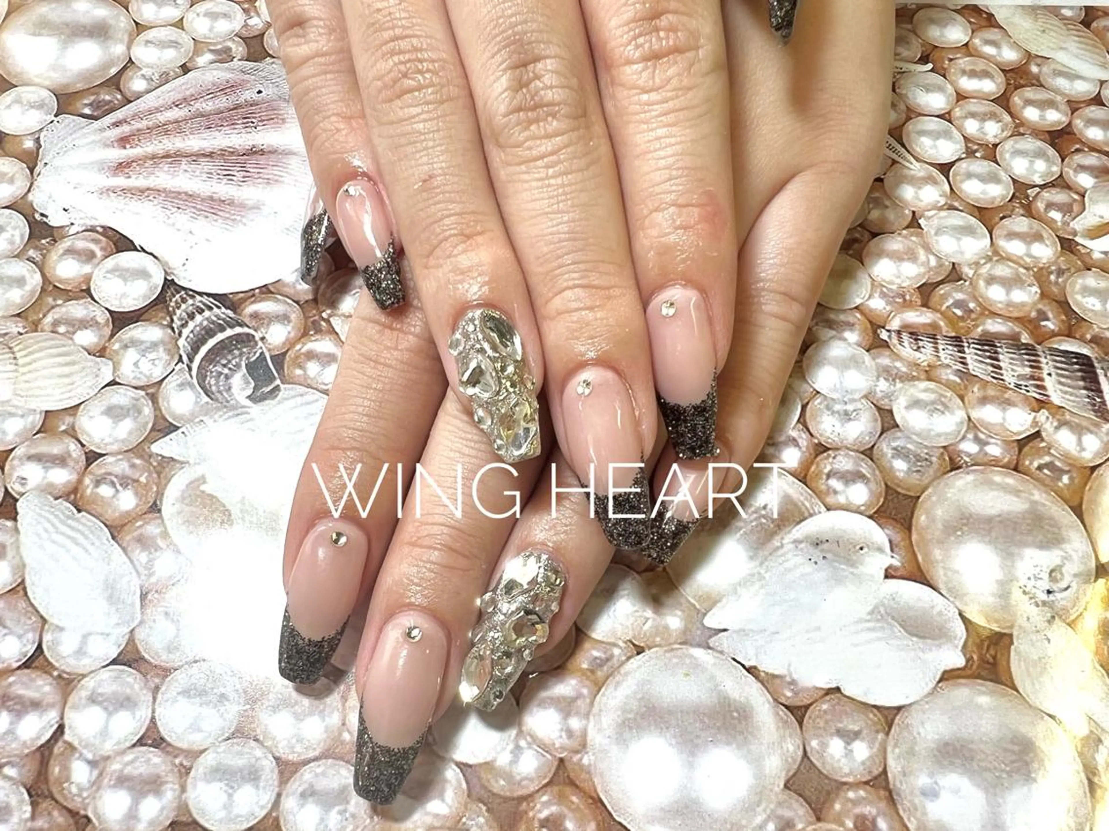 ネイル I. AYUMIのネイルデザイン