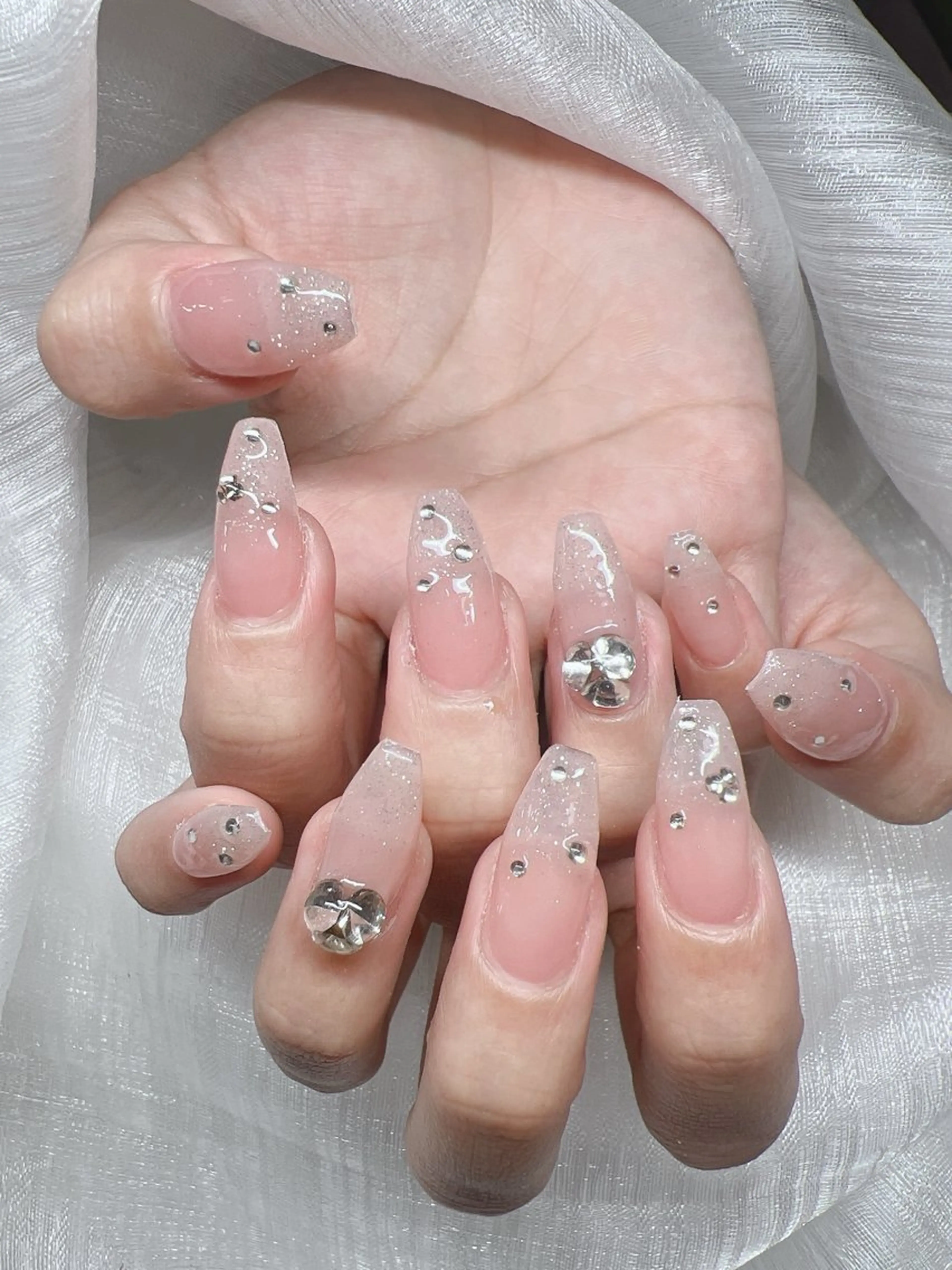 ネイル 長さ出し グラデーション キラキラネイル マグネットネイル ニュアンスネイル Lee Nails チップ長さだし専門店のネイルデザイン