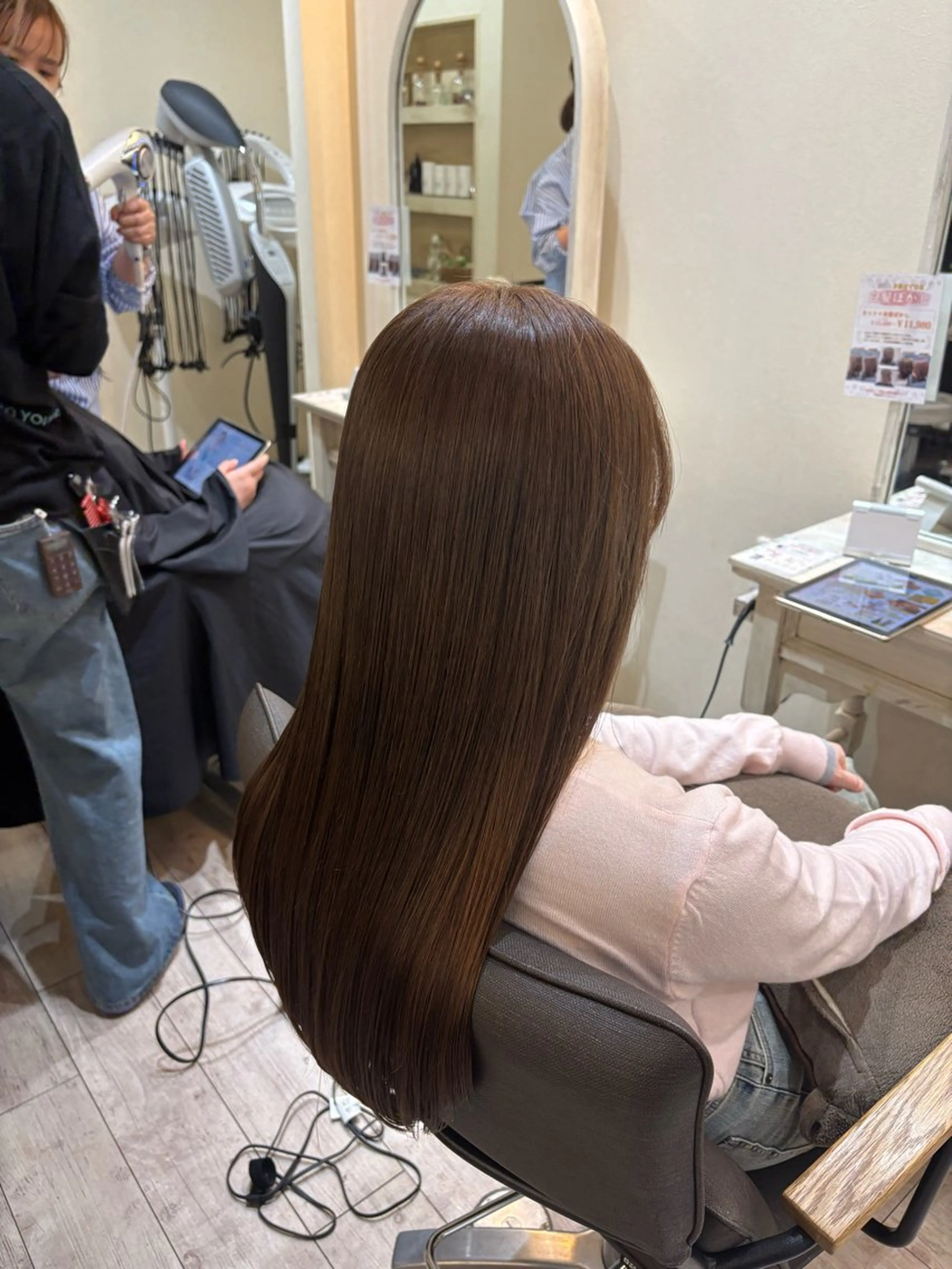 ロング カラー ベージュカラー カット ヘアカラー トリートメント 艶カラー/縮毛矯正/ レイヤー/栄/あやかのヘアスタイル
