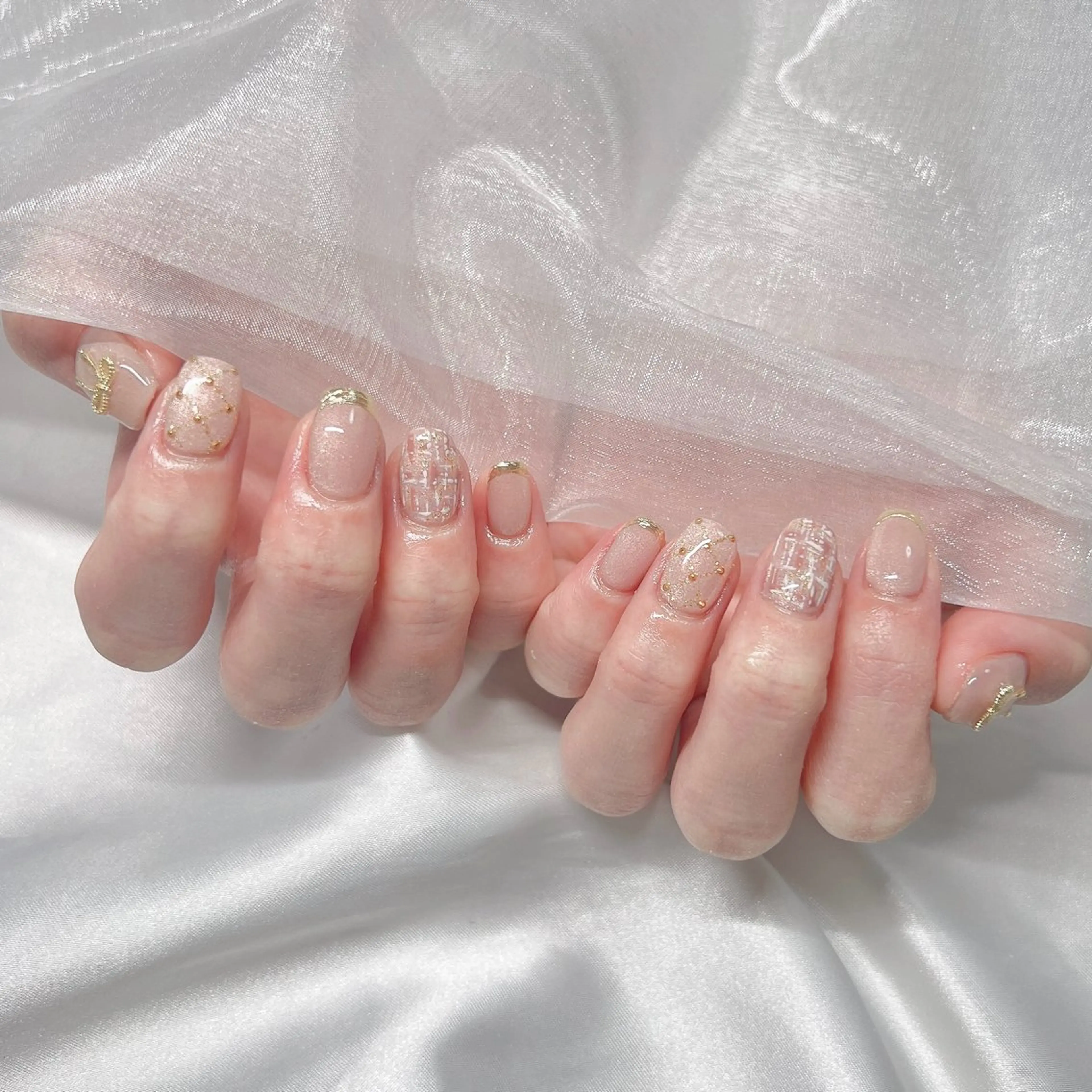 ネイル ジェルネイル 韓国ネイル ラメ(グリッター) マグネットネイル ミラーネイル ハンドネイル -nail salon-Reward所属・nail salon Rewardのネイルデザイン