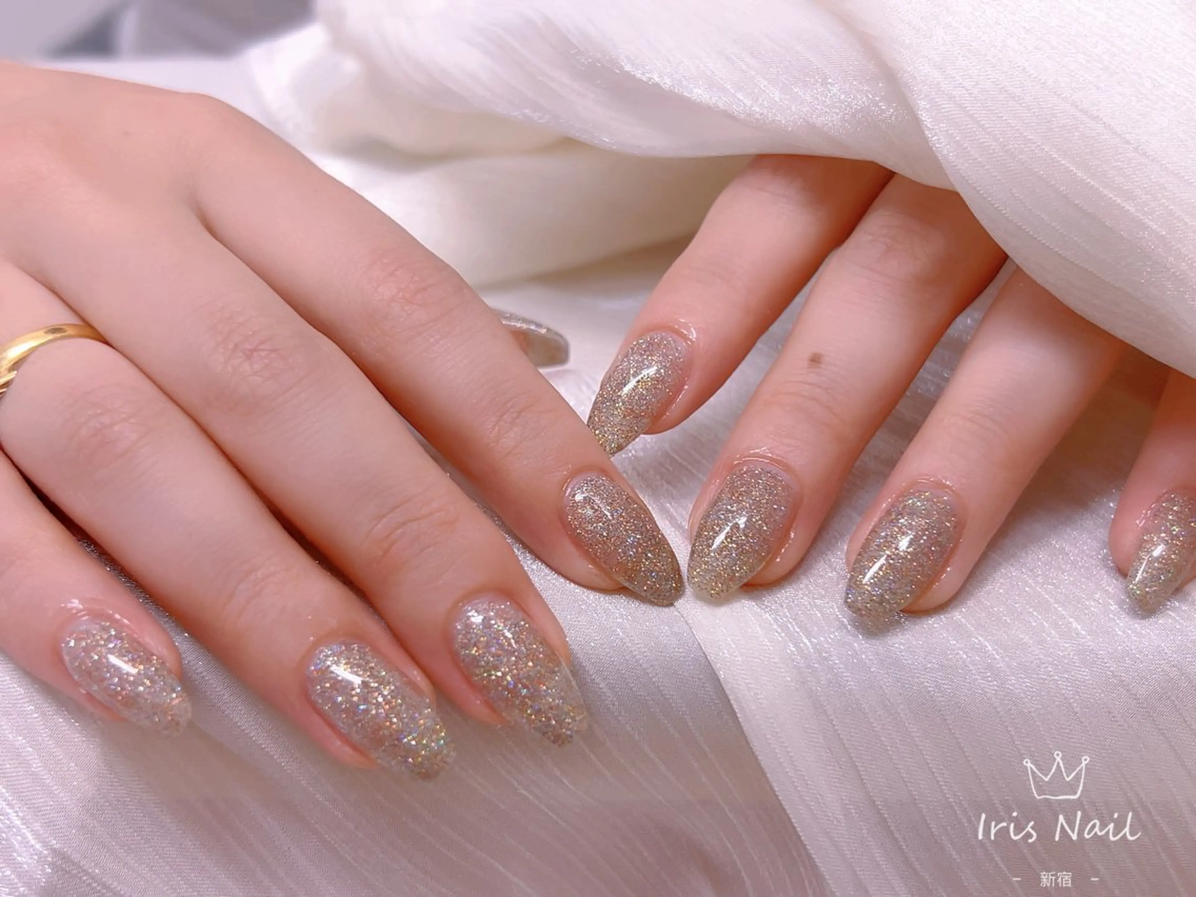 ネイル フレンチネイル ジェルネイル グラデーション 韓国ネイル マグネットネイル 【長さ出し】 IRIS NAILのネイルデザイン