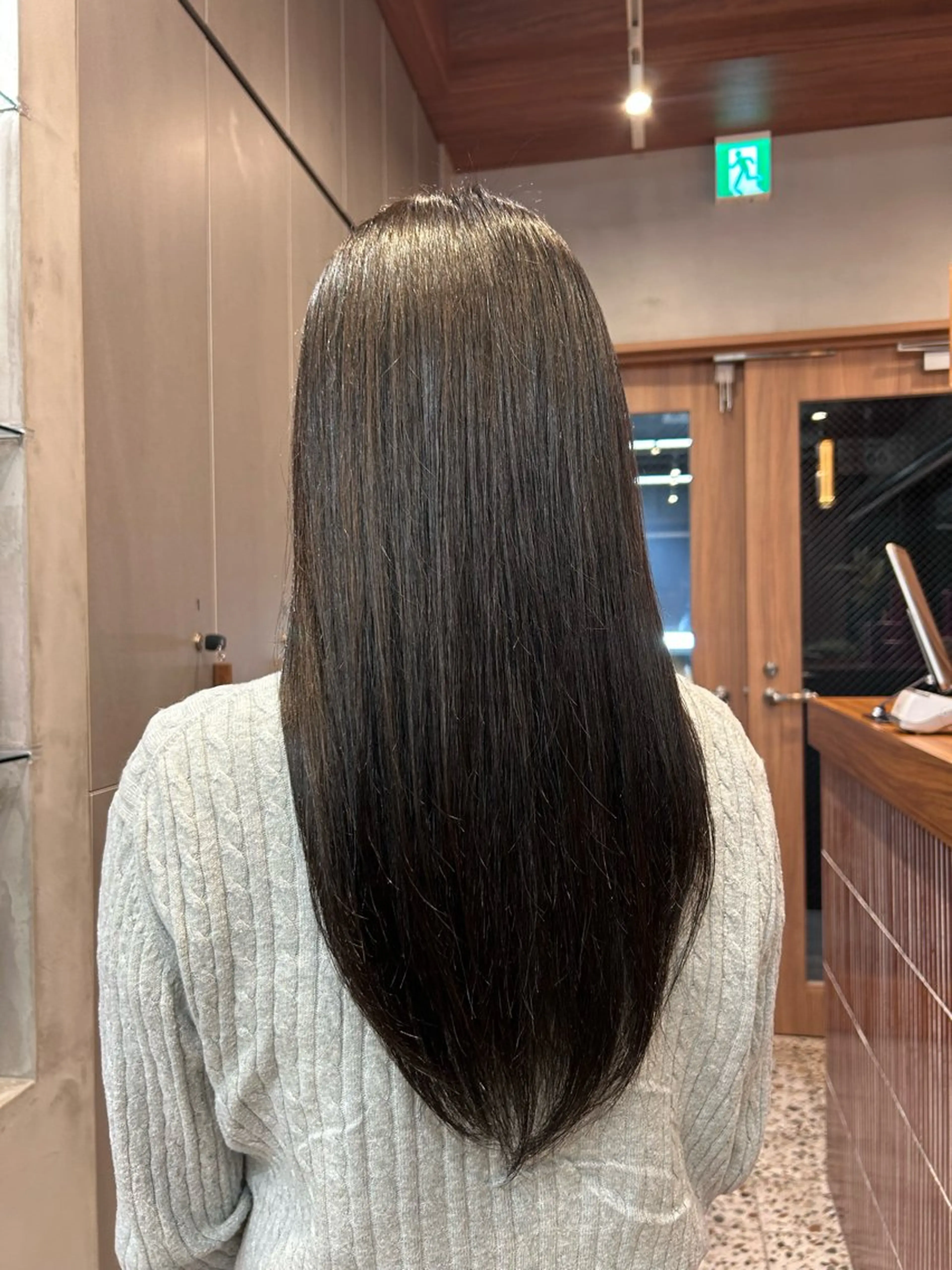 ロング 砂川 渉　elima byのヘアスタイル