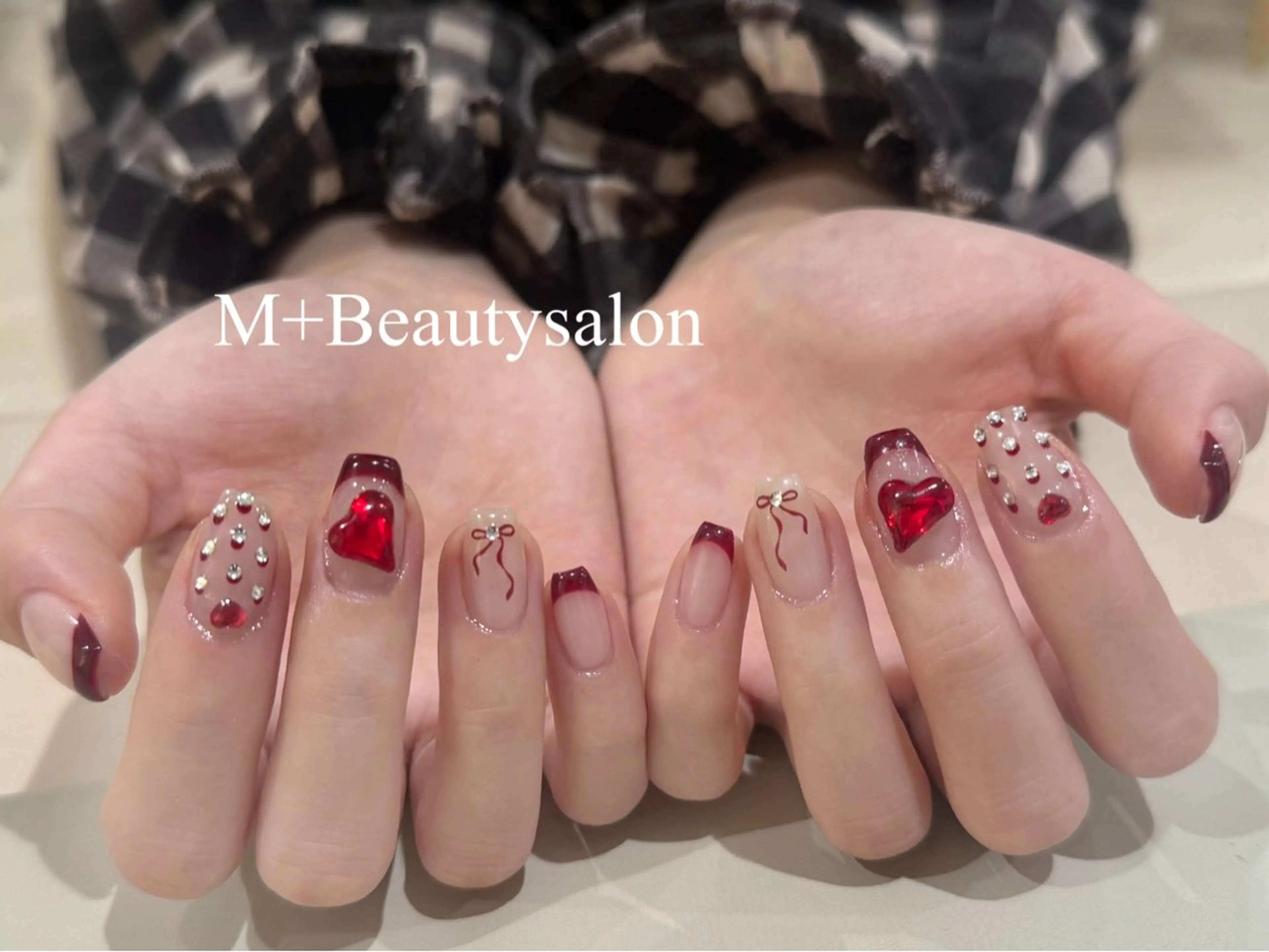 ネイル M+  Beauty Salonのネイルデザイン