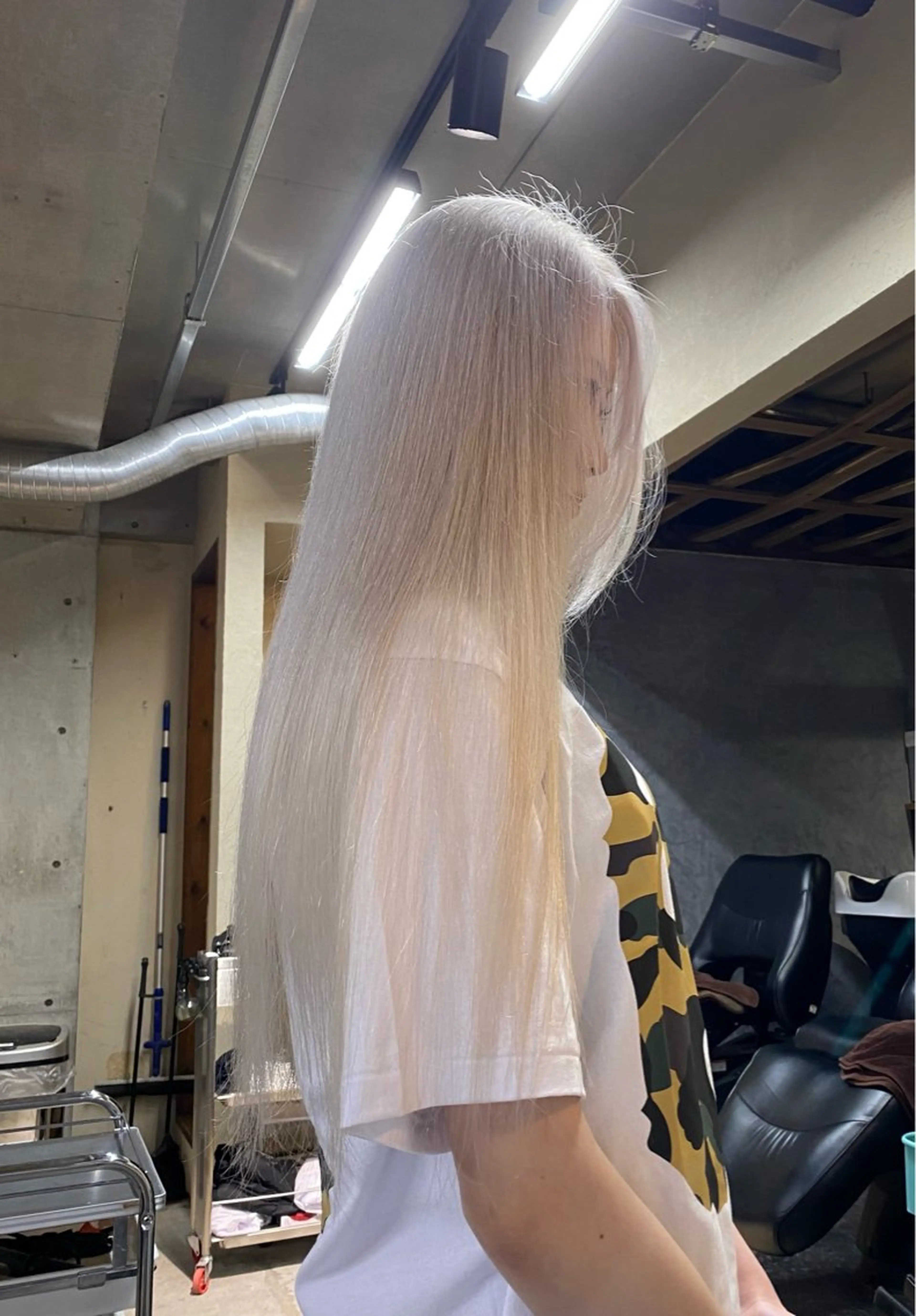 ロング カラー ブリーチ ケアブリーチ カット ヘアカラー トリートメント SUONO所属・ブリーチムラ修正 /ハイトーン/青砥大のヘアスタイル