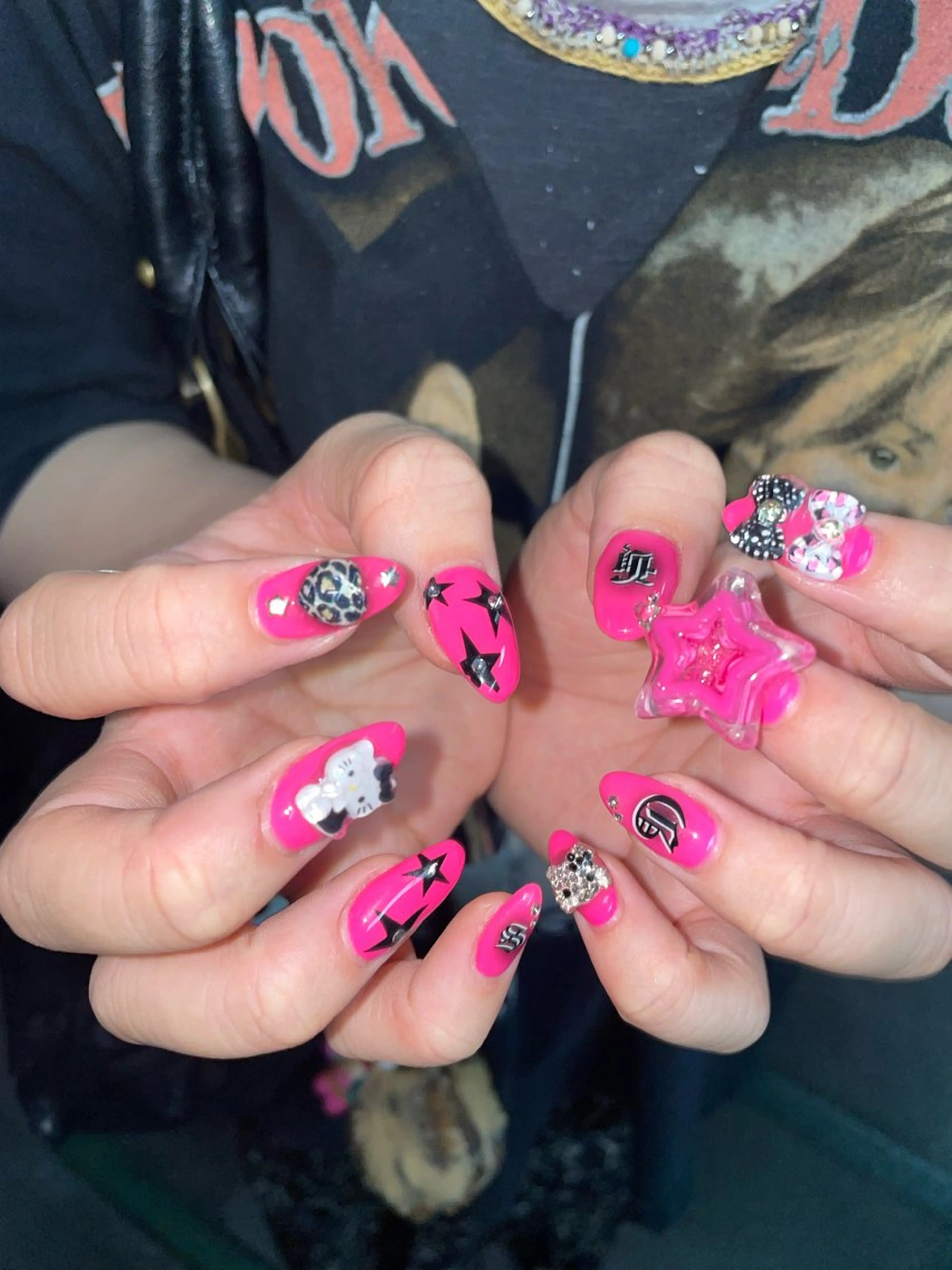 ネイル VENUS BELT AYAKAのネイルデザイン