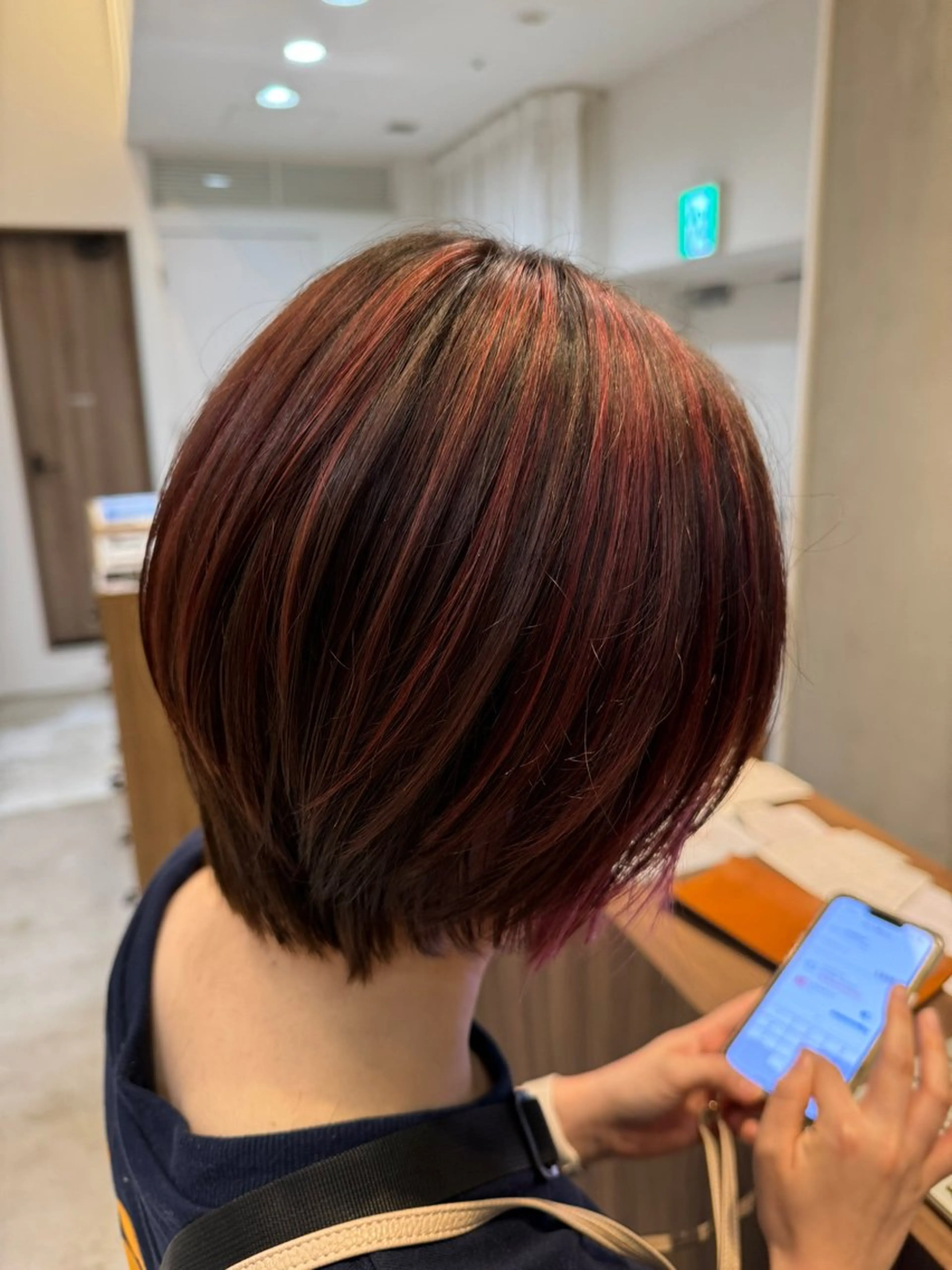 カラー ハイライトカラー 岡山 優芽のヘアスタイル