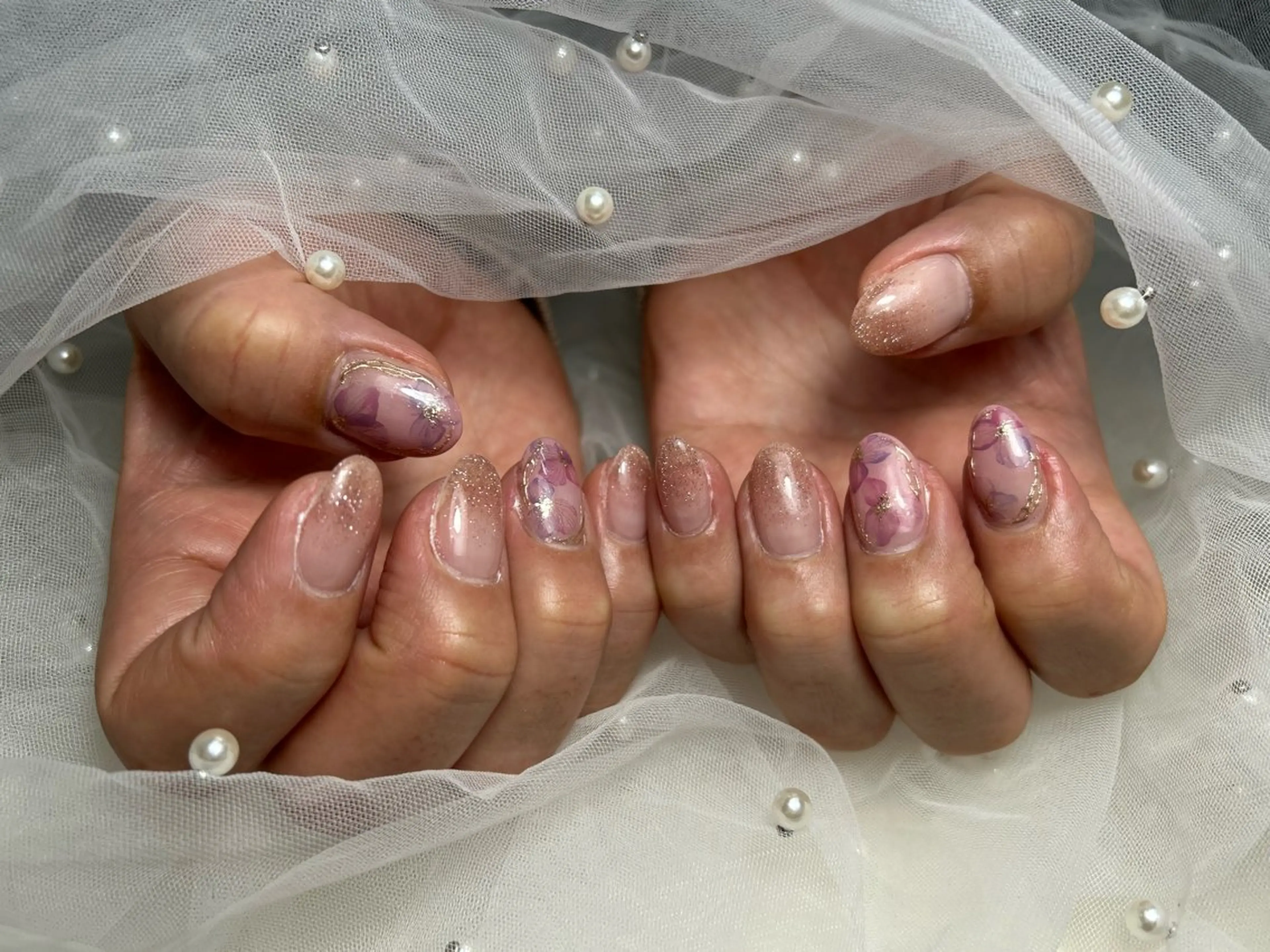 ネイル ハンドネイル フットネイル ✴︎ Delightのネイルデザイン