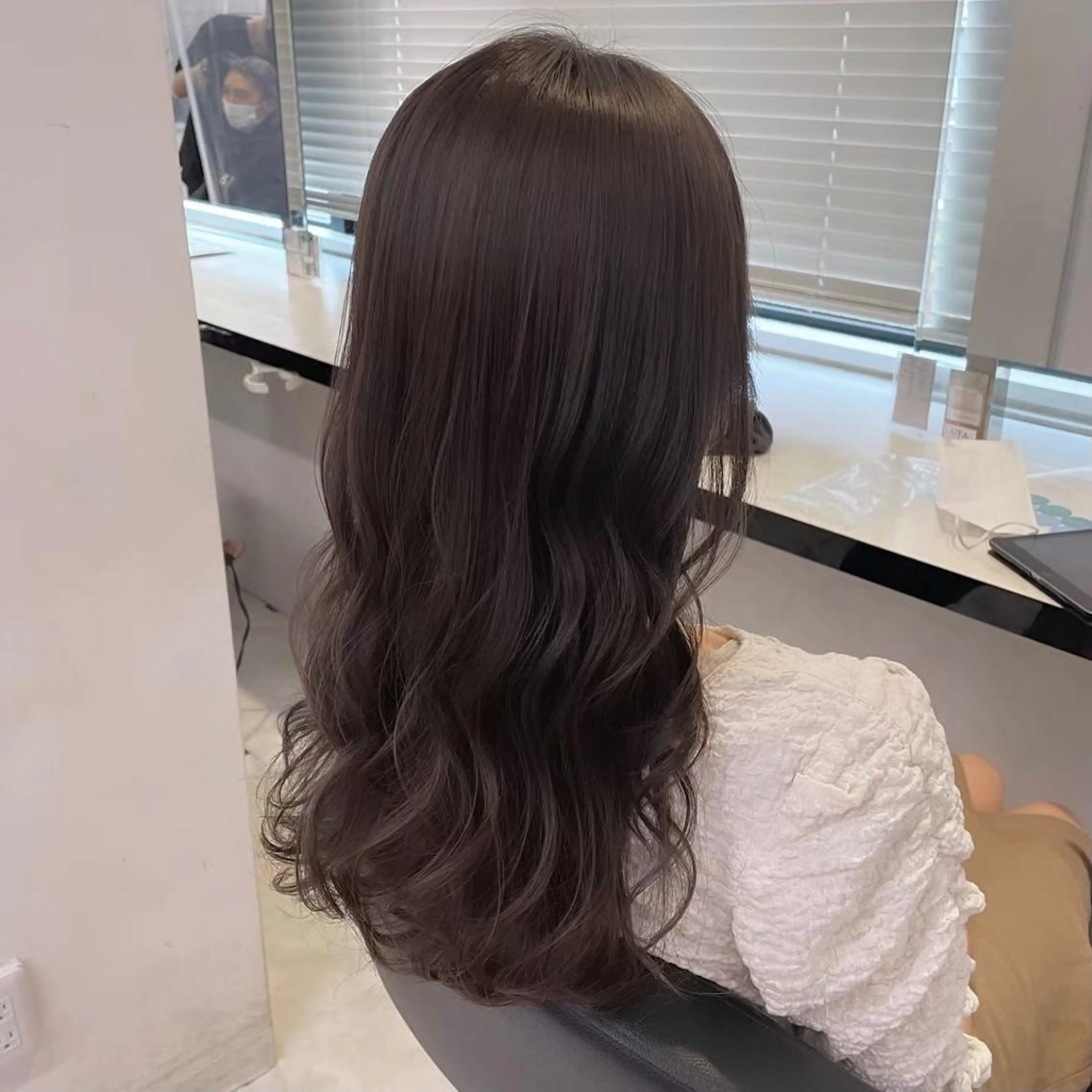 ロング カラー 似合わせカット EMIL/上野駅近 /ブリーチ縮毛矯正のヘアスタイル