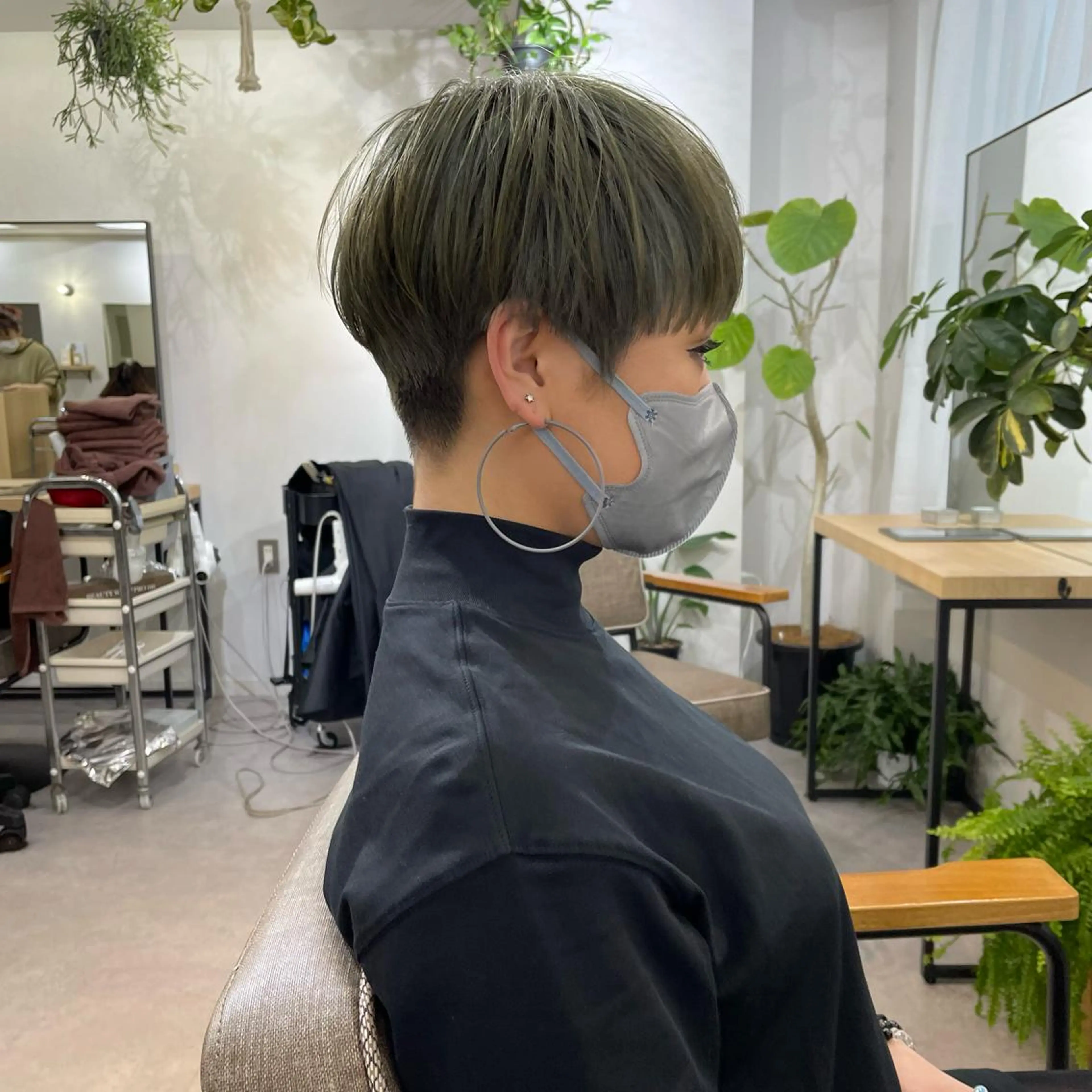 ショート ベリーショート ショートヘア レイヤーパーマ＊ 顔まわり似合わせのヘアスタイル