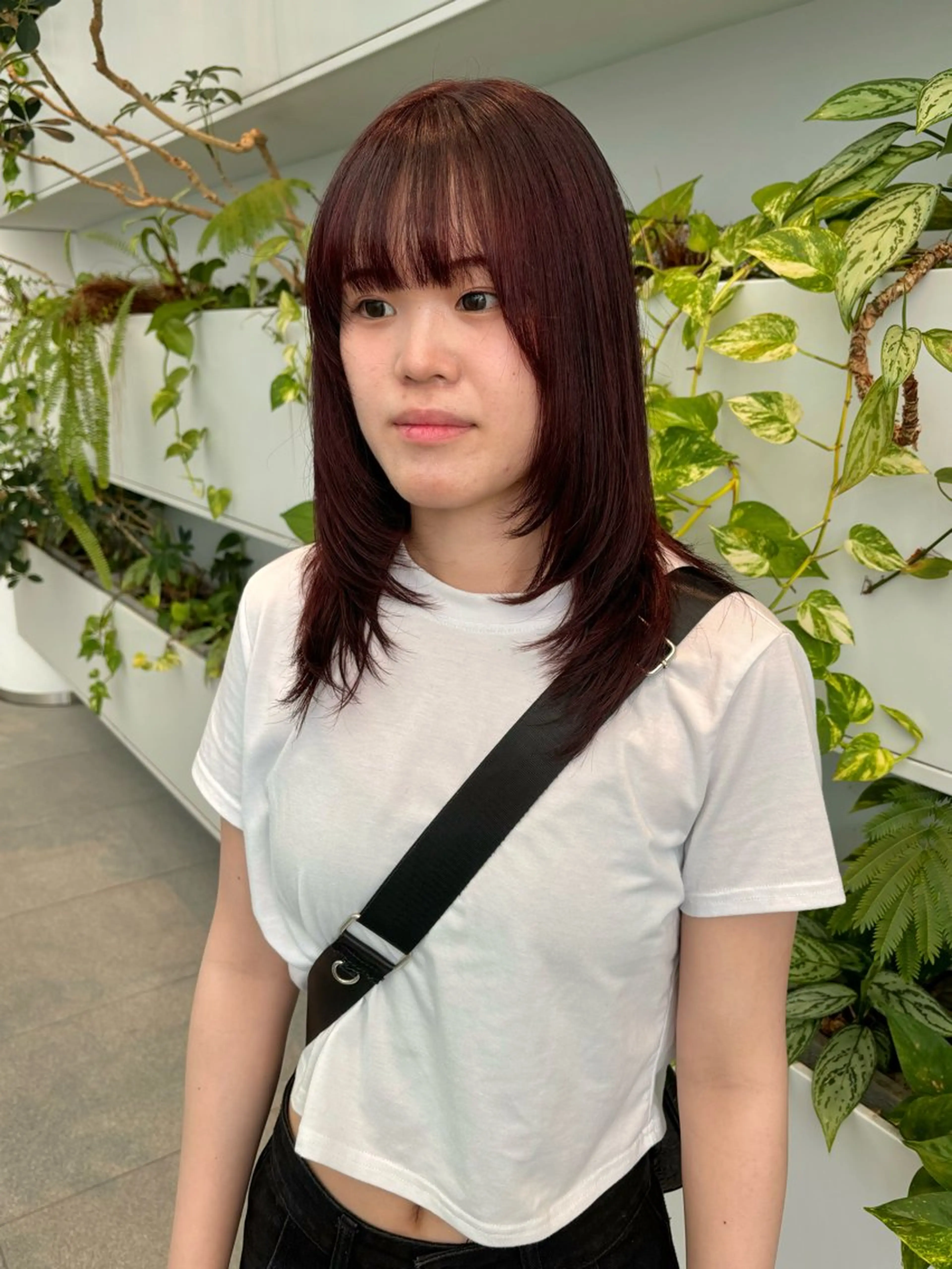 ミディアム カラー レッドカラー レイヤーカット くさかみさき🌼暖色 /耳つぼ/オタク🌼のヘアスタイル