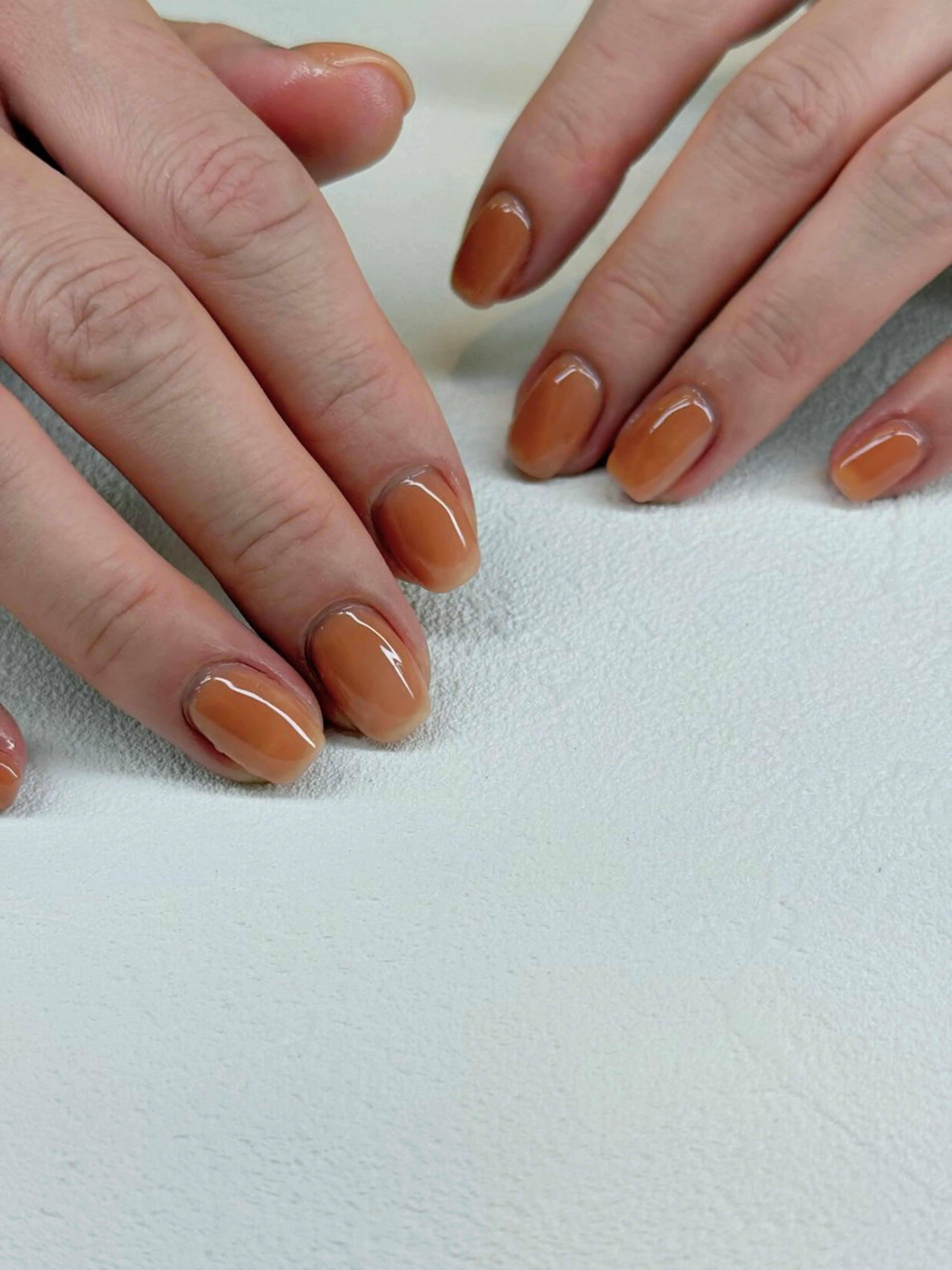 ネイル ワンカラーネイル シンプルネイル ハンドネイル Agate miku🎀‧₊のネイルデザイン
