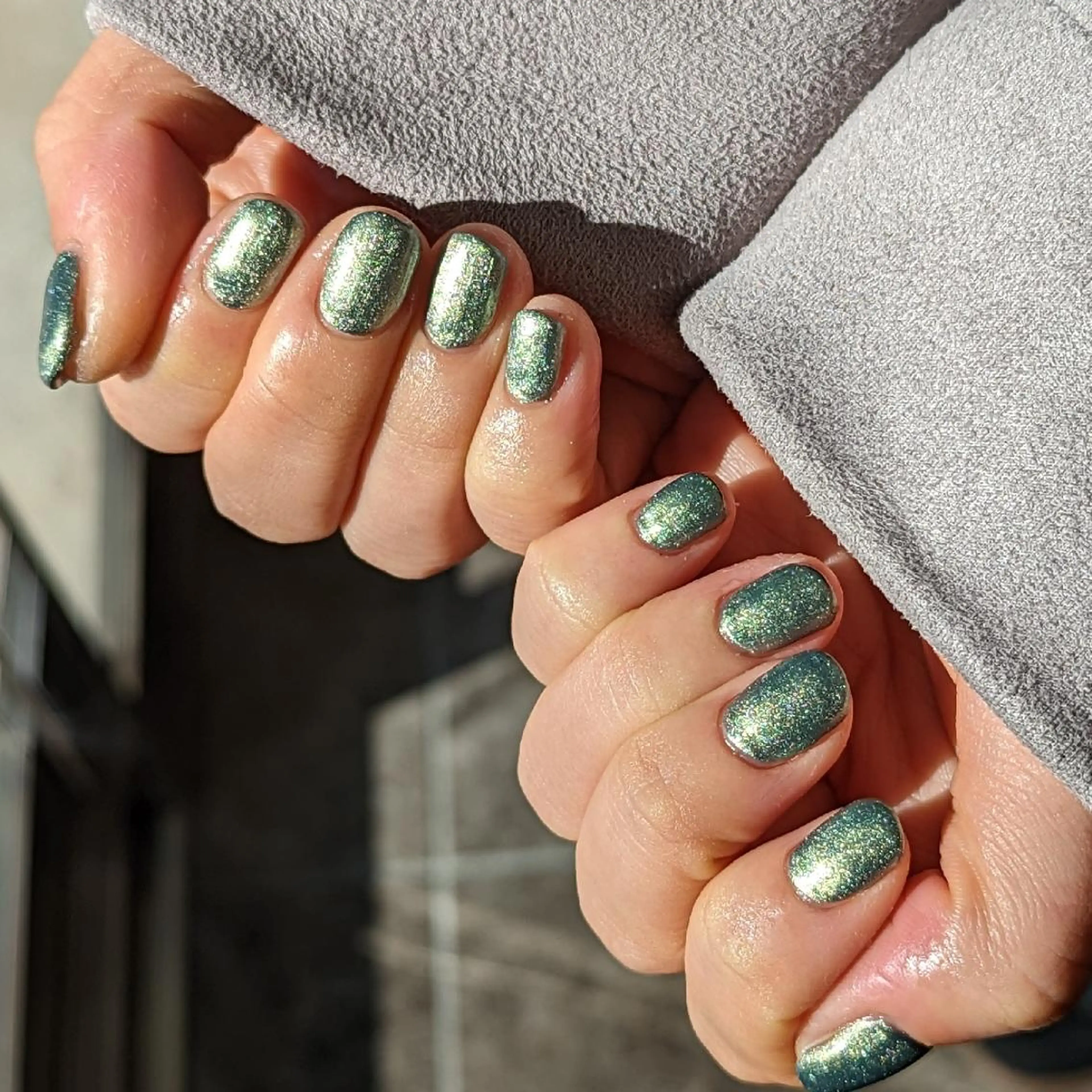 ネイル グリーン ハンドネイル ハンドケア ナリタ・ マミのネイルデザイン