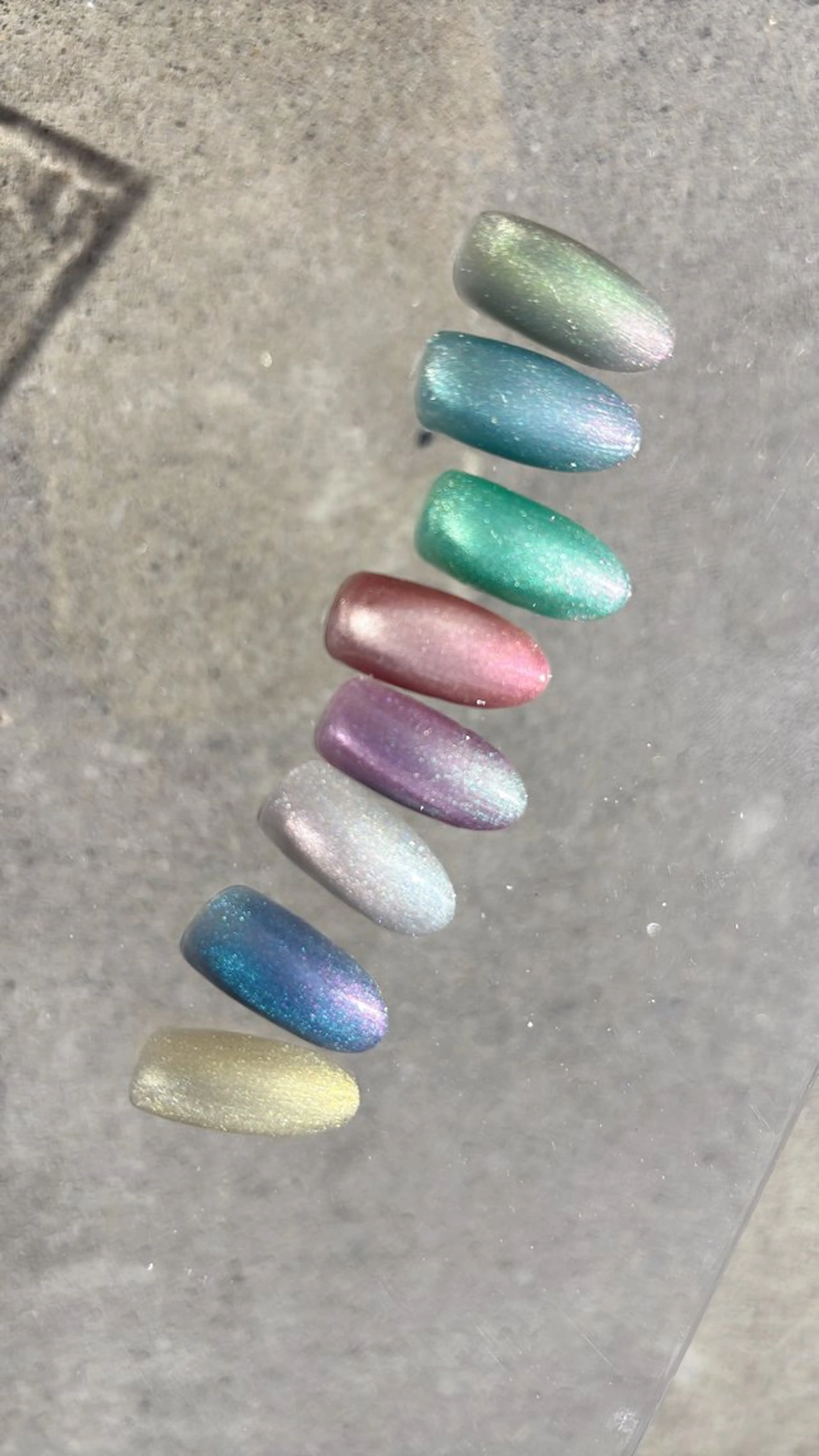 ネイル 韓国ネイル ロングネイル マグネットネイル 持ち込み シンプルネイル happiness nailのネイルデザイン