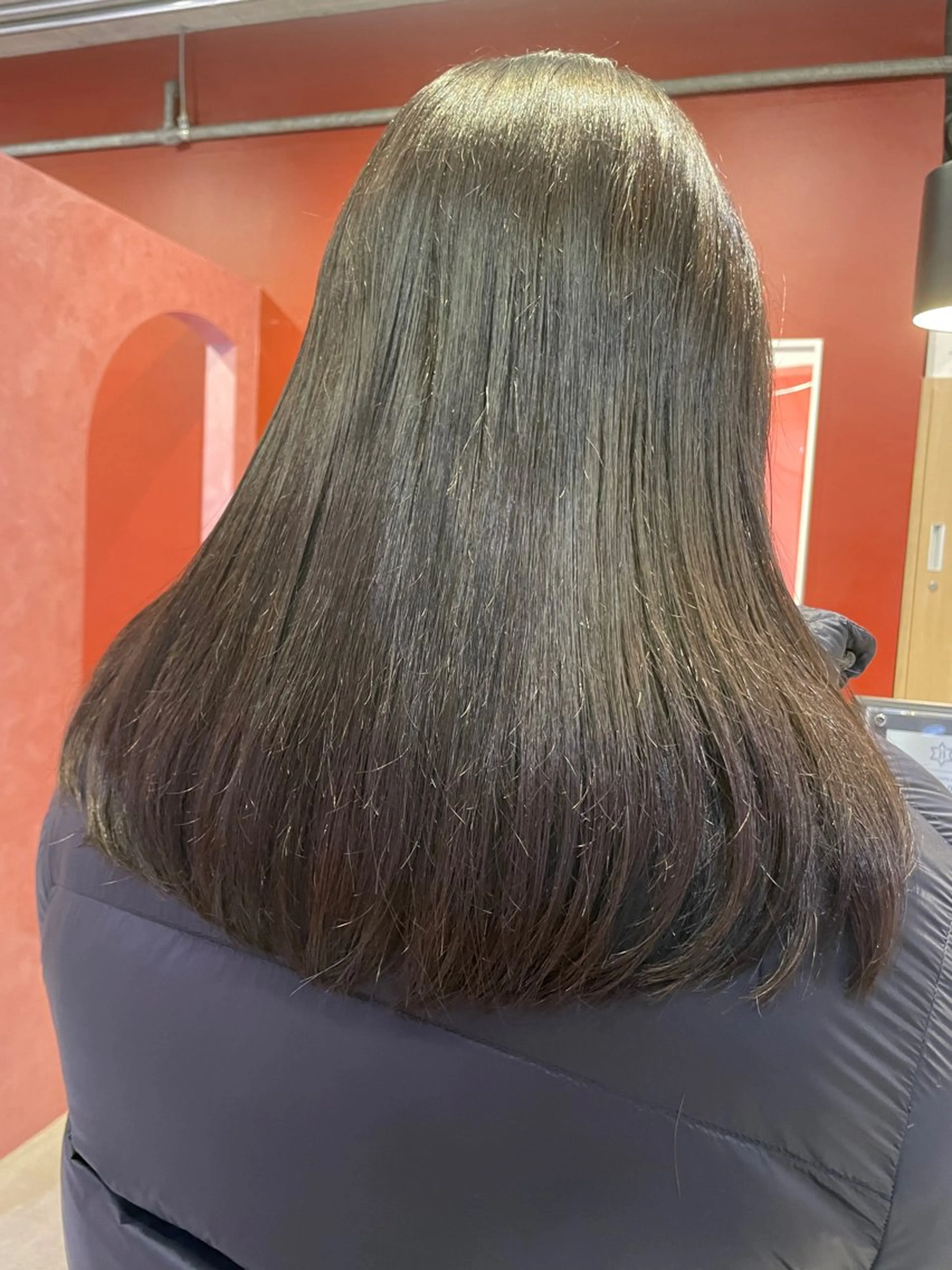 ロング カット ヘアカラー トリートメント 🤍LOREN エリコ🌈のヘアスタイル