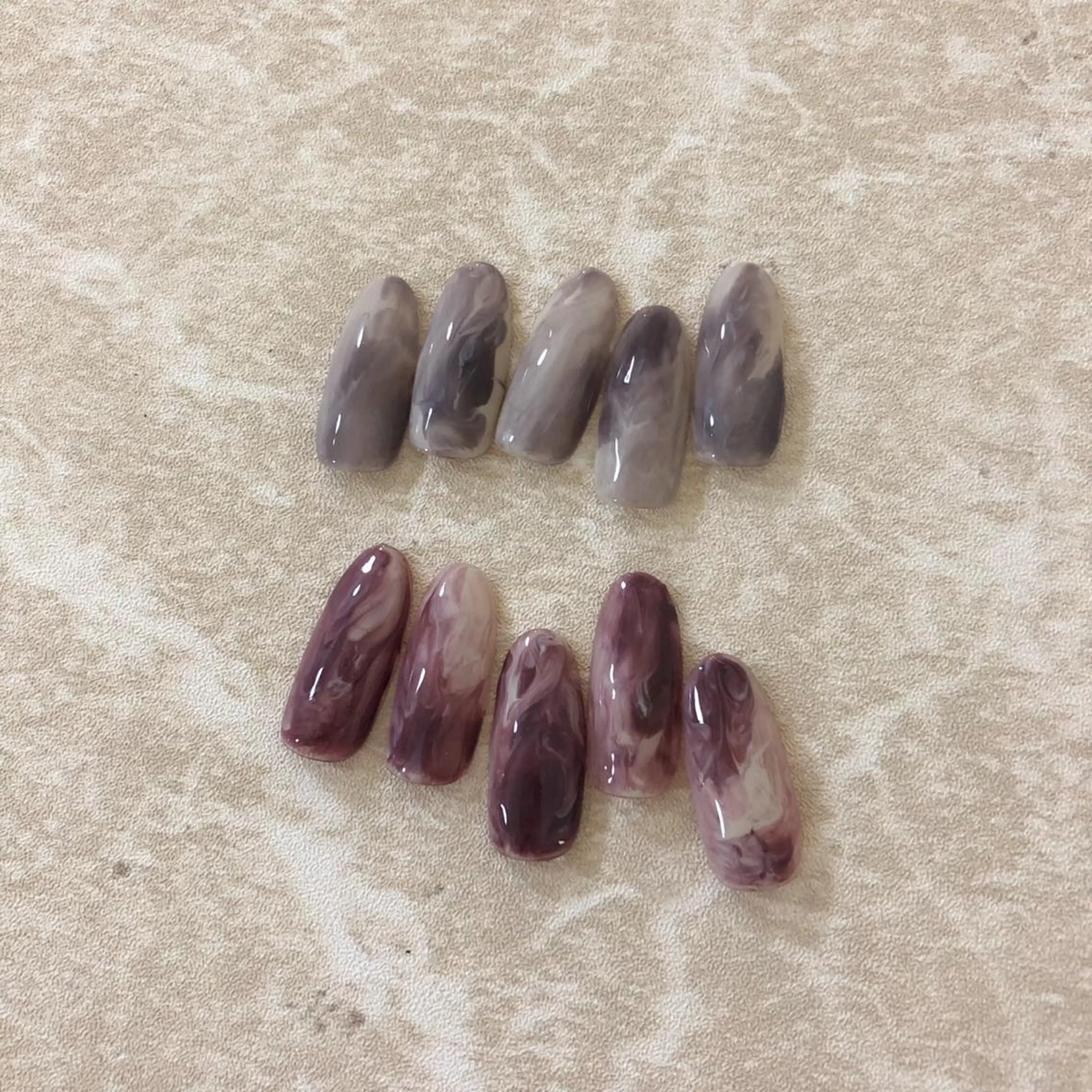 ネイル Ray. ／綺麗目ニュアンスのネイルデザイン