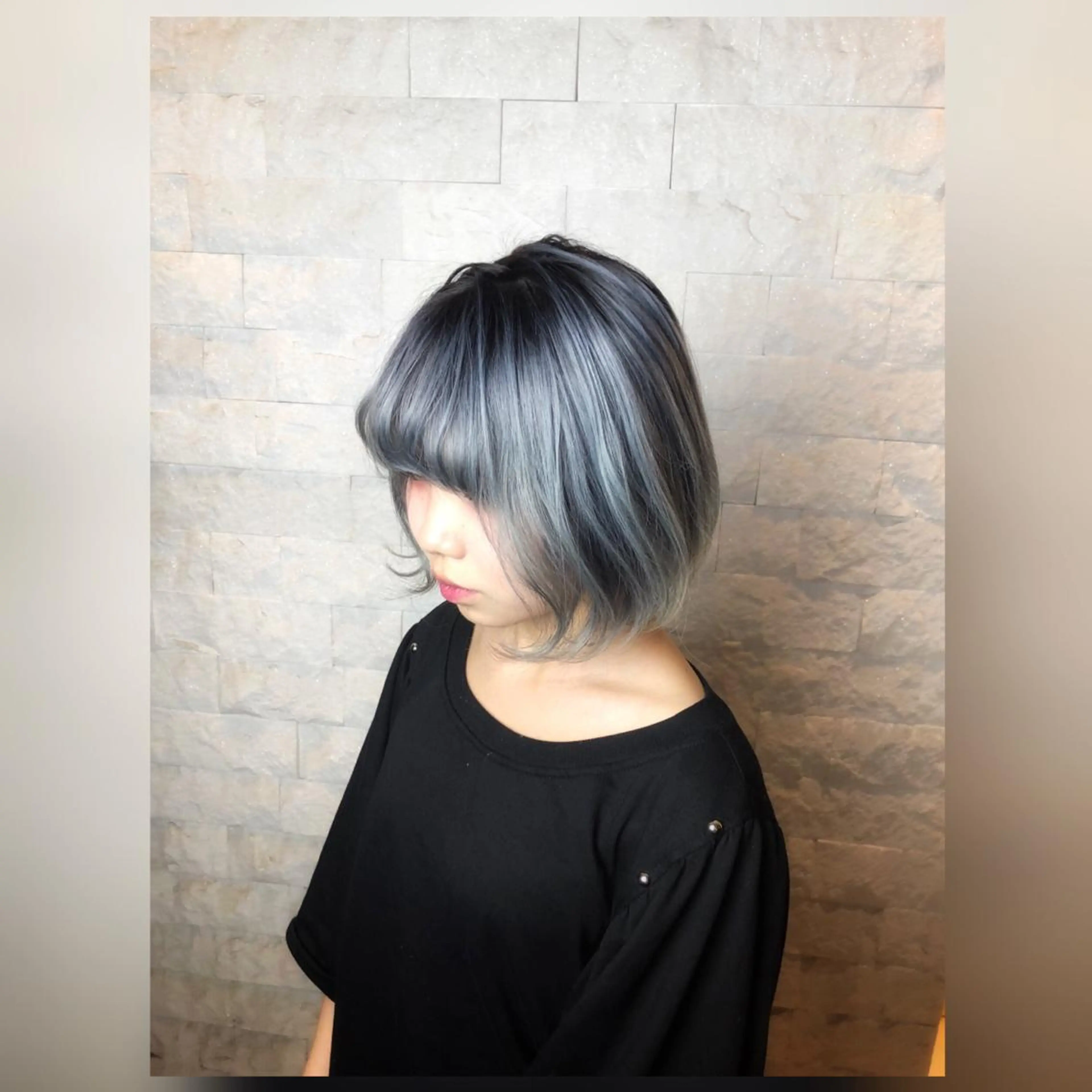 ショート 圧倒的美髪ストレート ツダケイタロウのヘアスタイル