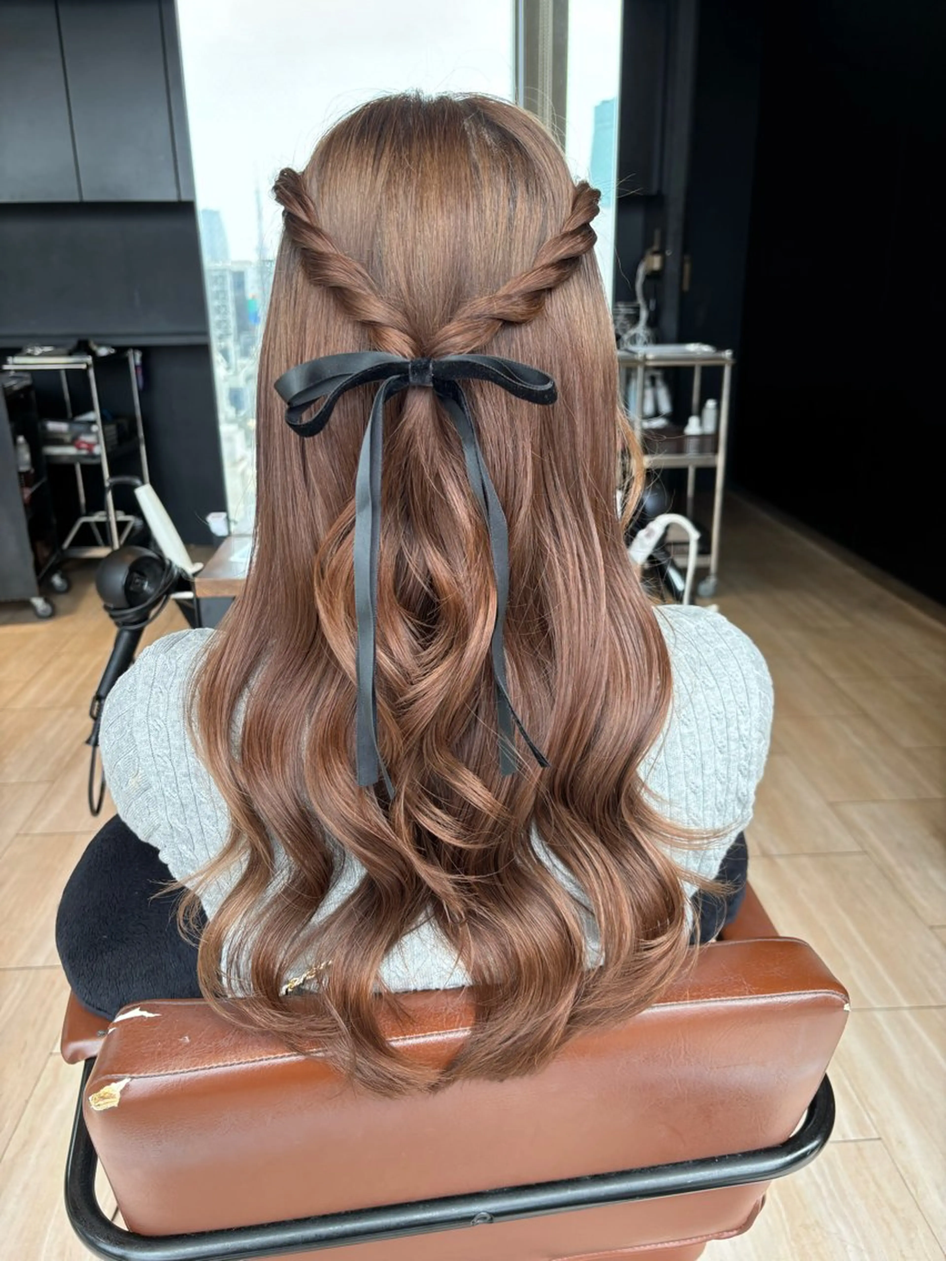 ロング ヘアアレンジ ハーフアップ 穂積 未優のヘアスタイル