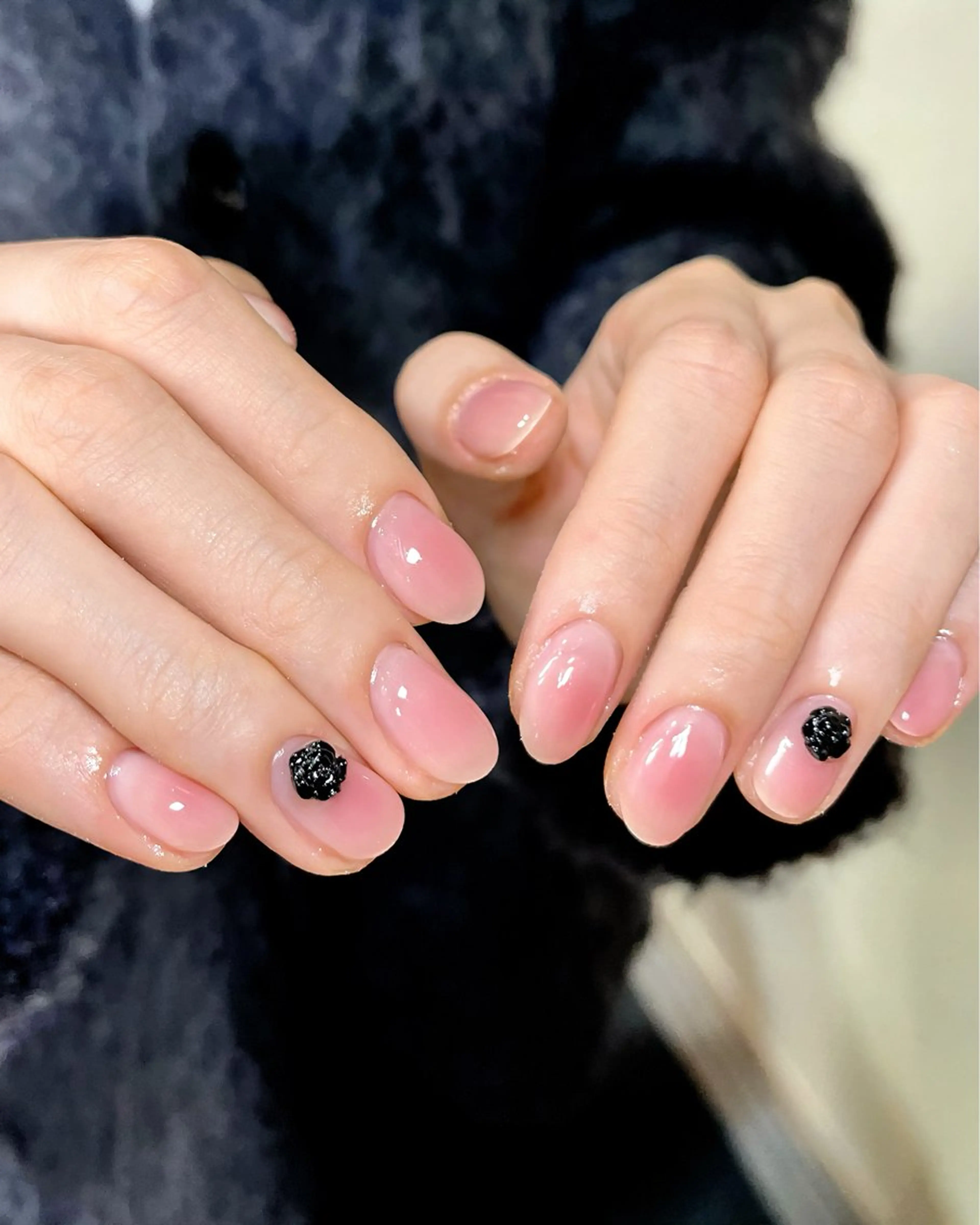 ネイル チークネイル 長さ出し ハート 水色 マグネットネイル ハンドネイル 🫧OPELIA NAIL渋谷🫧のネイルデザイン