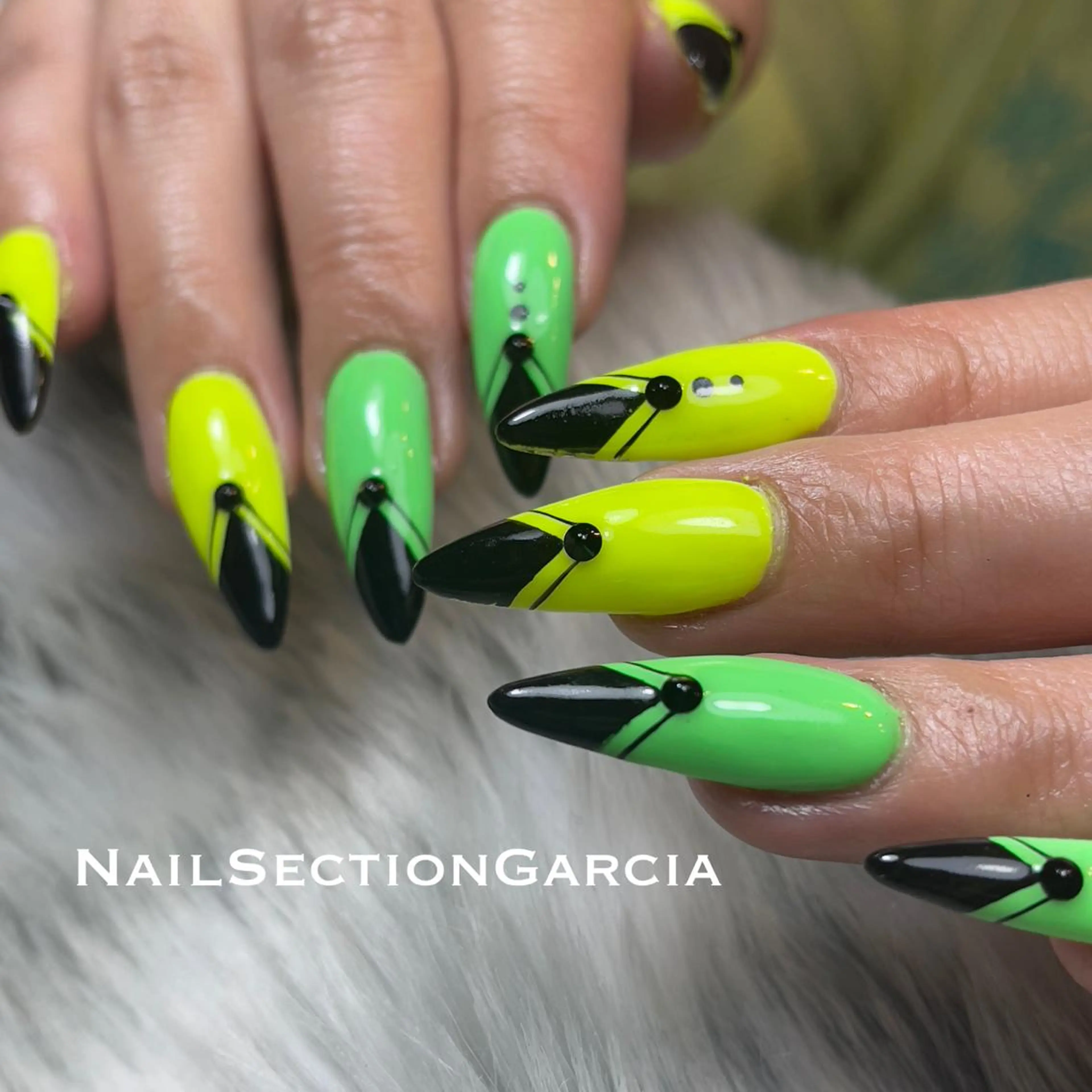 ネイル 長さ出し ハンドネイル Yamawaki by NSGのネイルデザイン