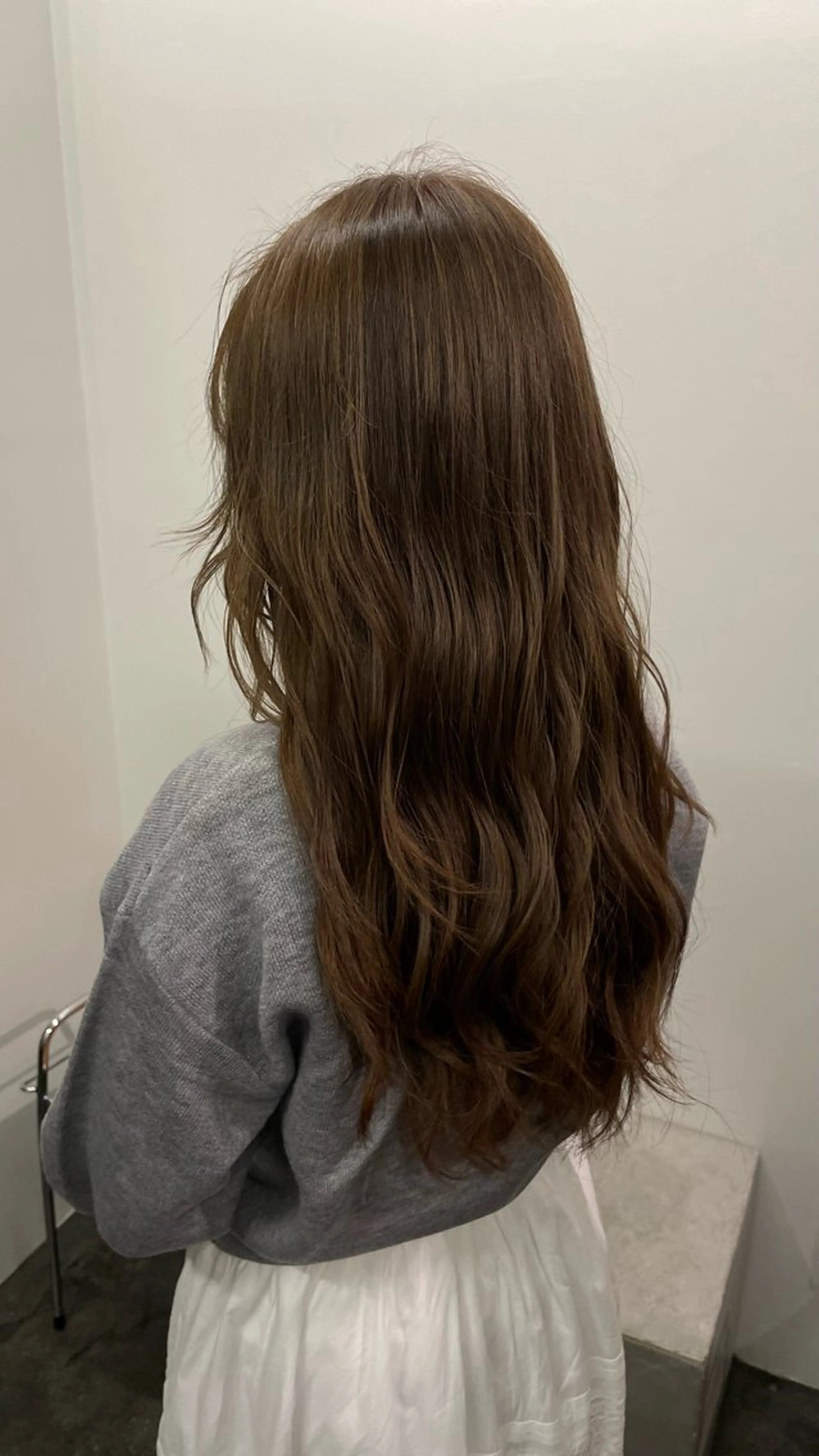 ロング カラー 都築 あんずのヘアスタイル