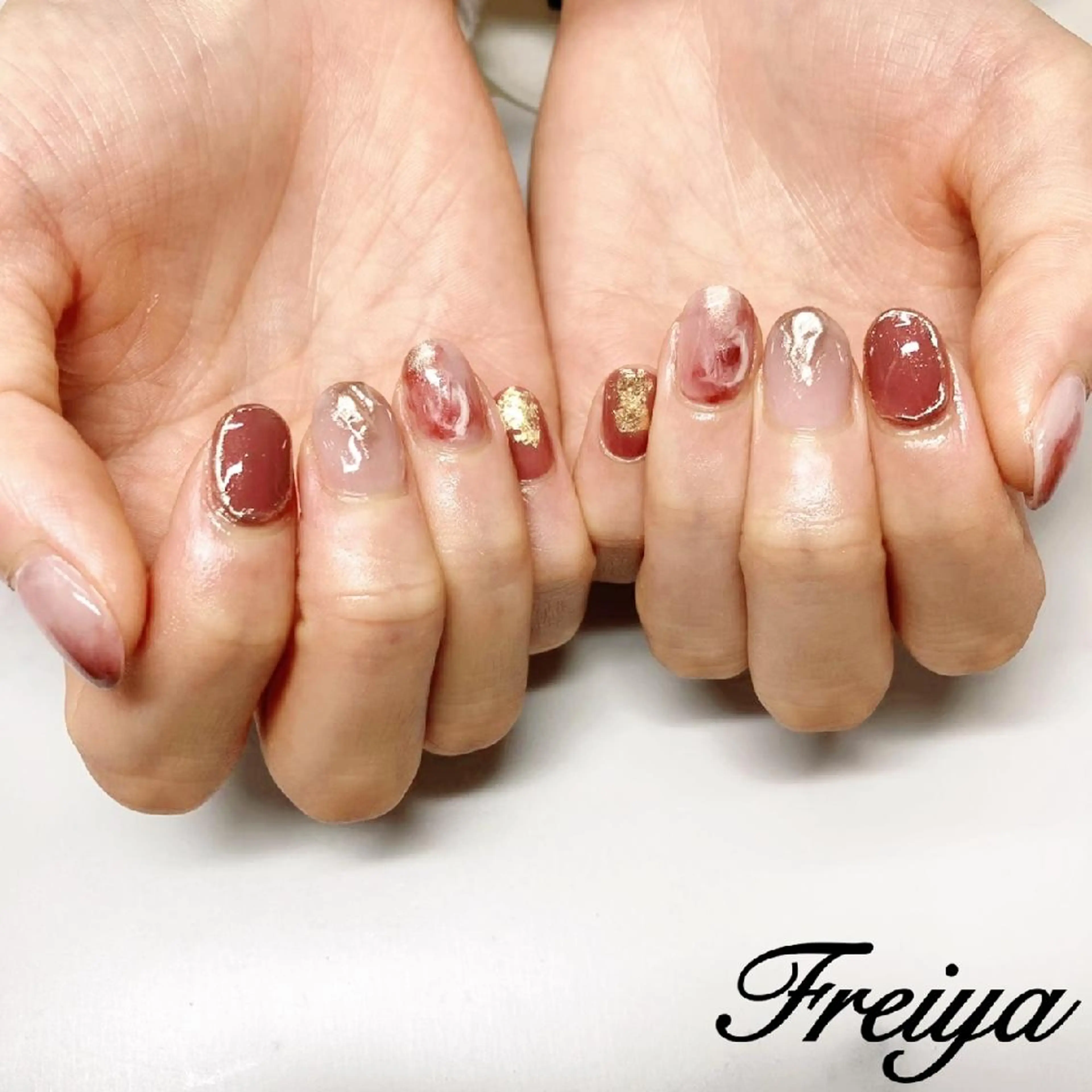 ネイル FREIYA所属・FREIYA マツエク、ネイルのマツエク・マツパデザイン