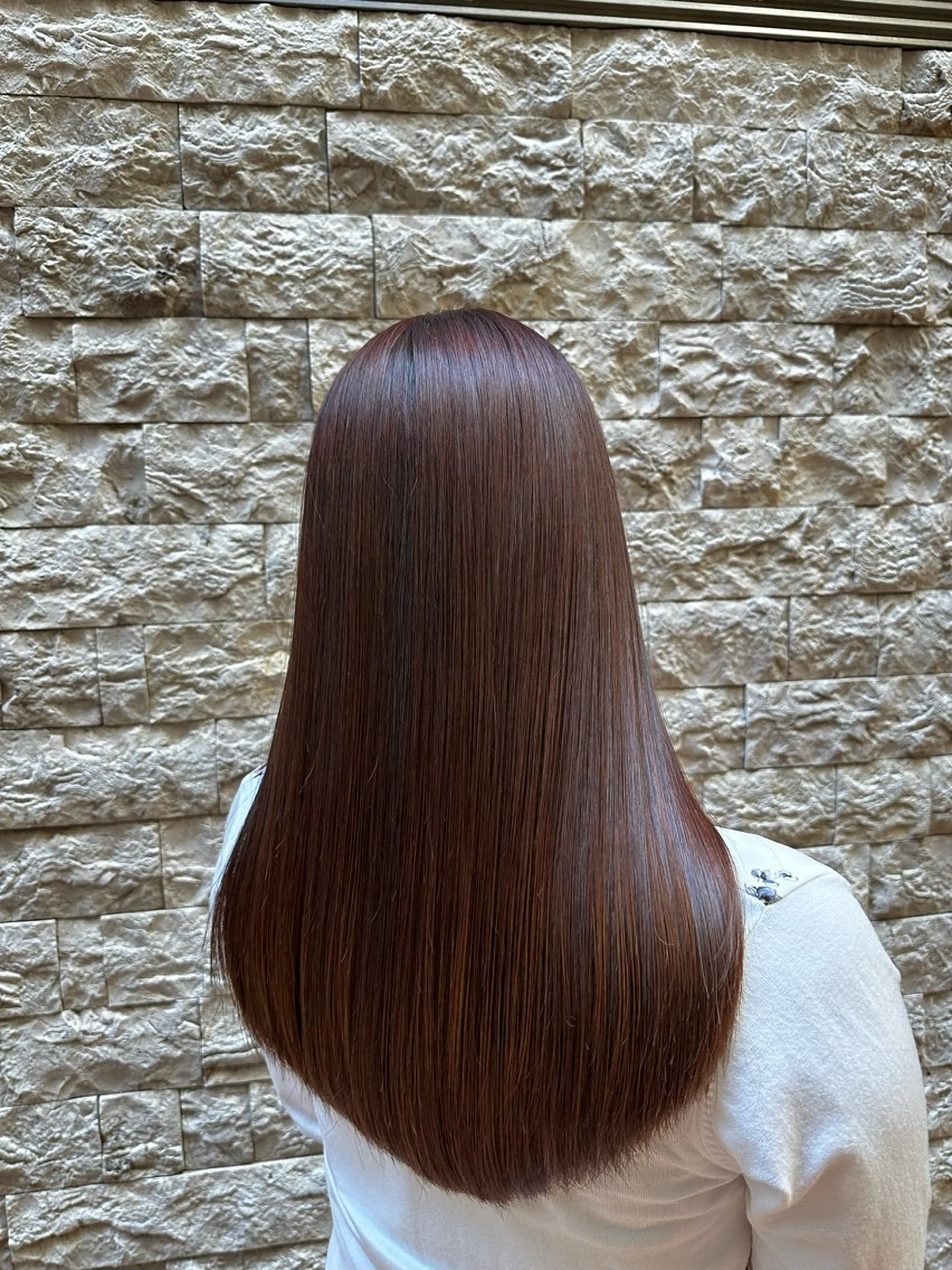 ロング 酸性ストレート Respia所属・早坂 匠/酸性ストレートのヘアスタイル