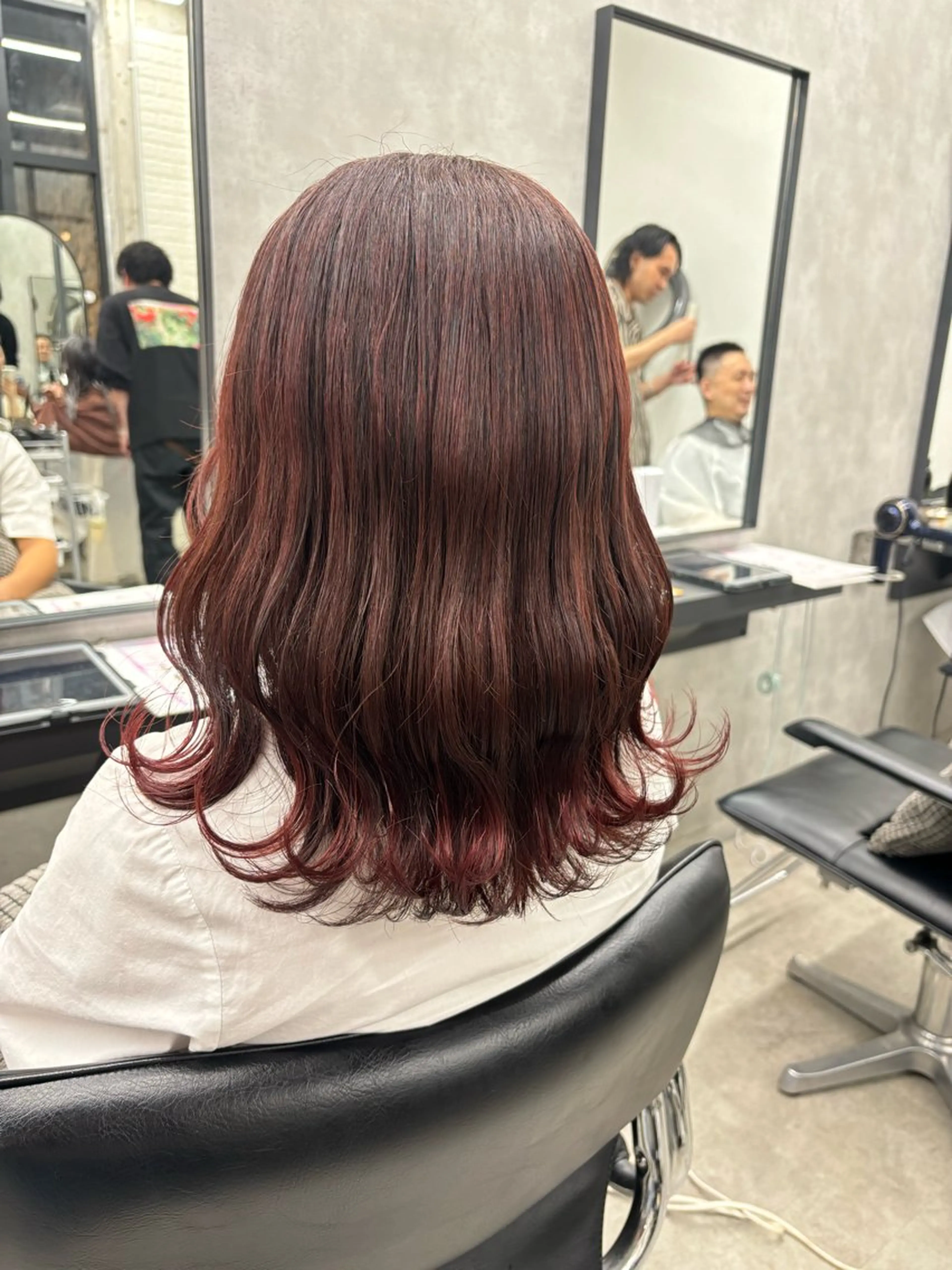 ロング カラー ブリーチ ブラウンカラー ブリーチなしカラー ピンクカラー ピンクブラウン カット ヘアカラー トリートメント 巻ける縮毛矯正🌸 勝倉　麗のヘアスタイル