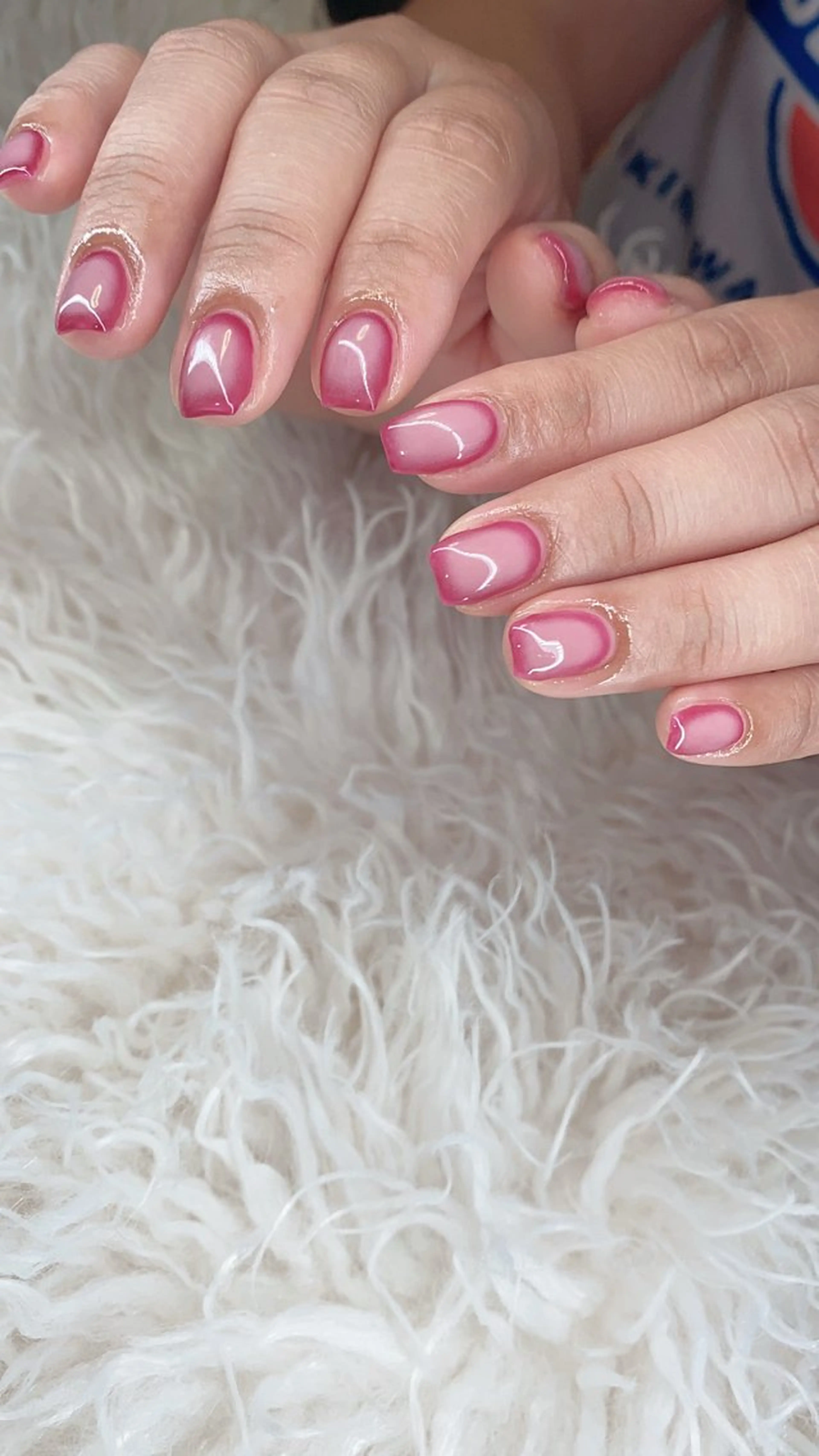 ネイル ハンドネイル n o q r m. n a c h iのネイルデザイン