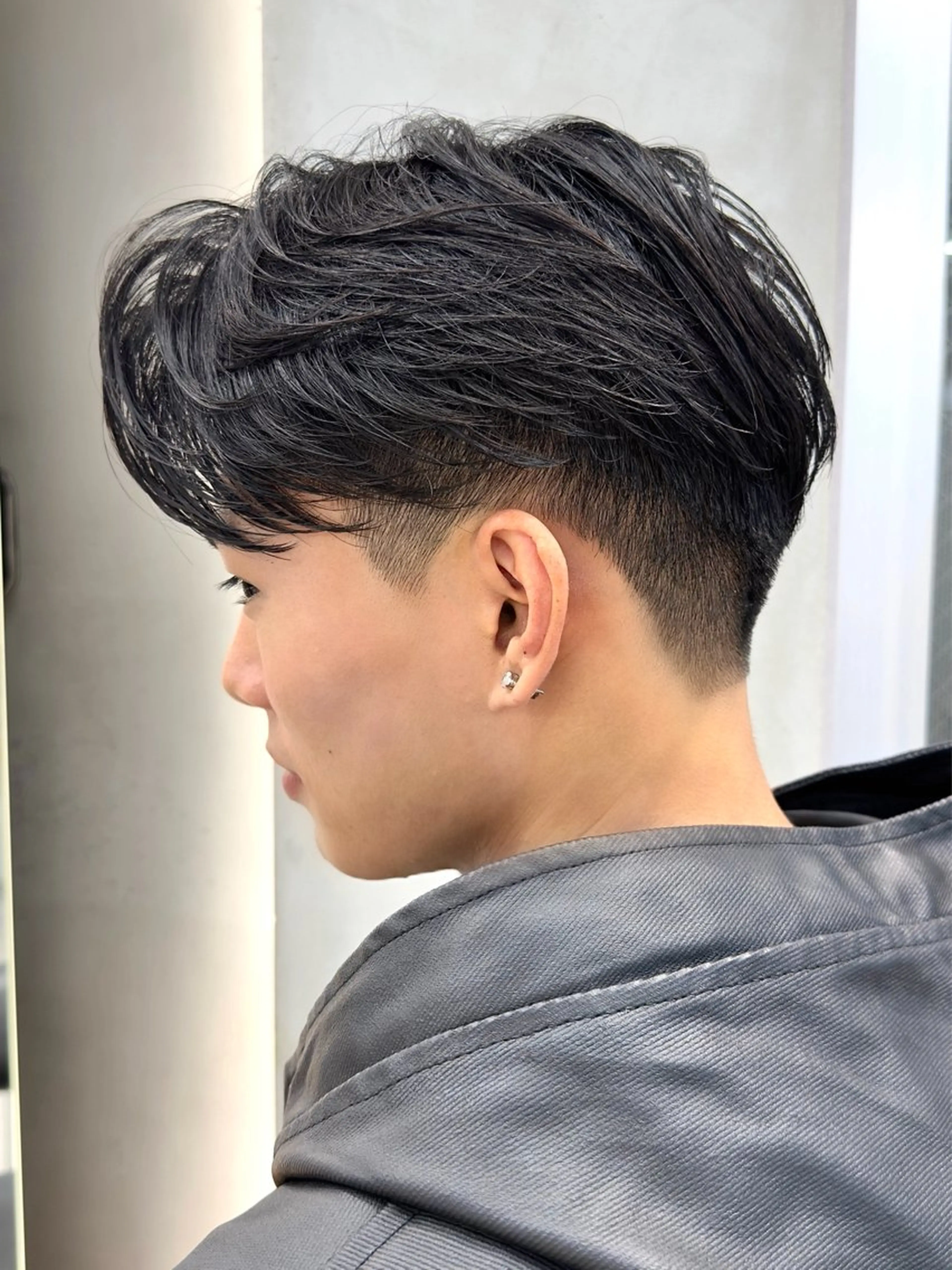 ショート パーマ メンズ nico TOKYO所属・ニュアンス/ センターパート/イノのヘアスタイル