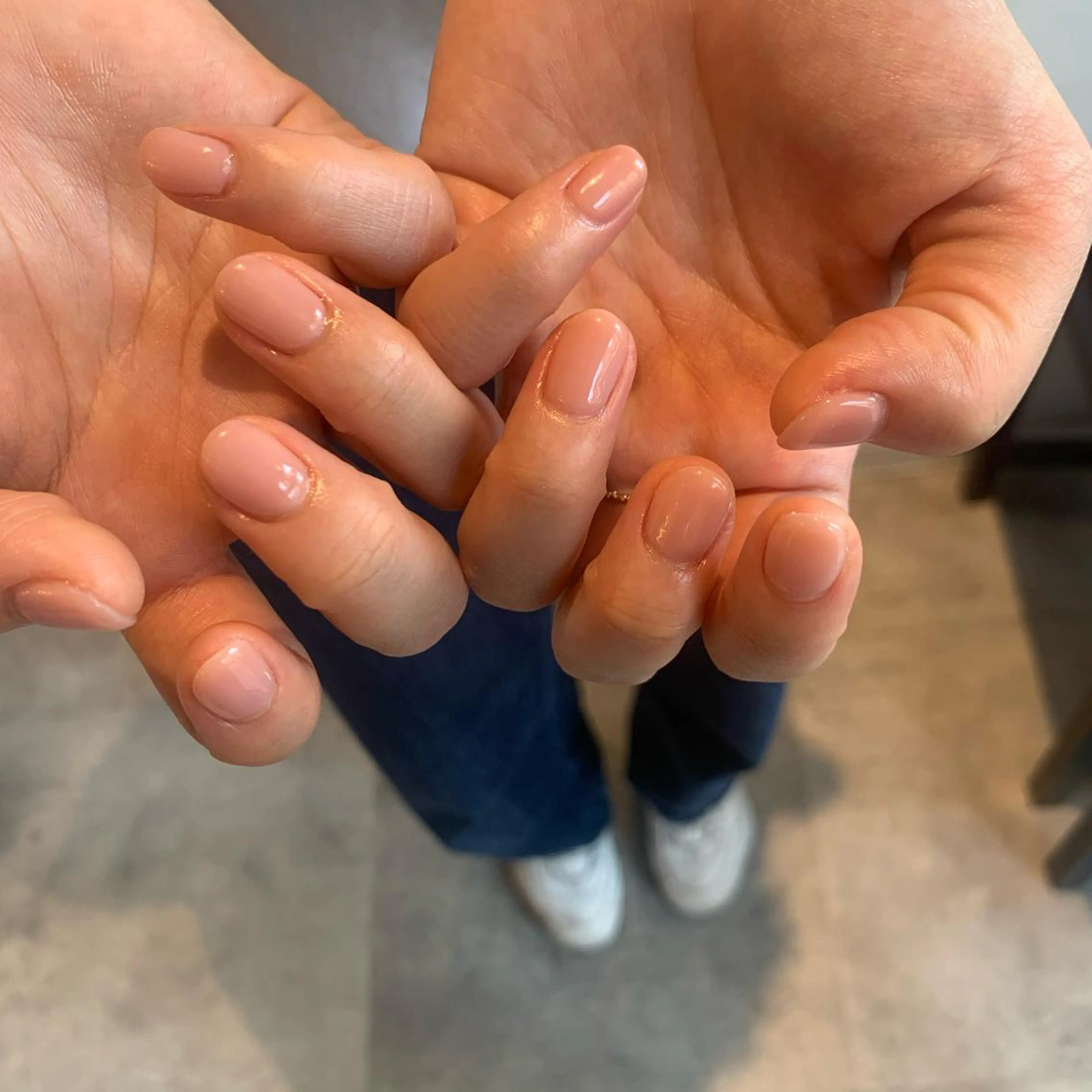 ネイル ワンカラーネイル ハンドネイル 《ニュアンスネイル》 risaのネイルデザイン