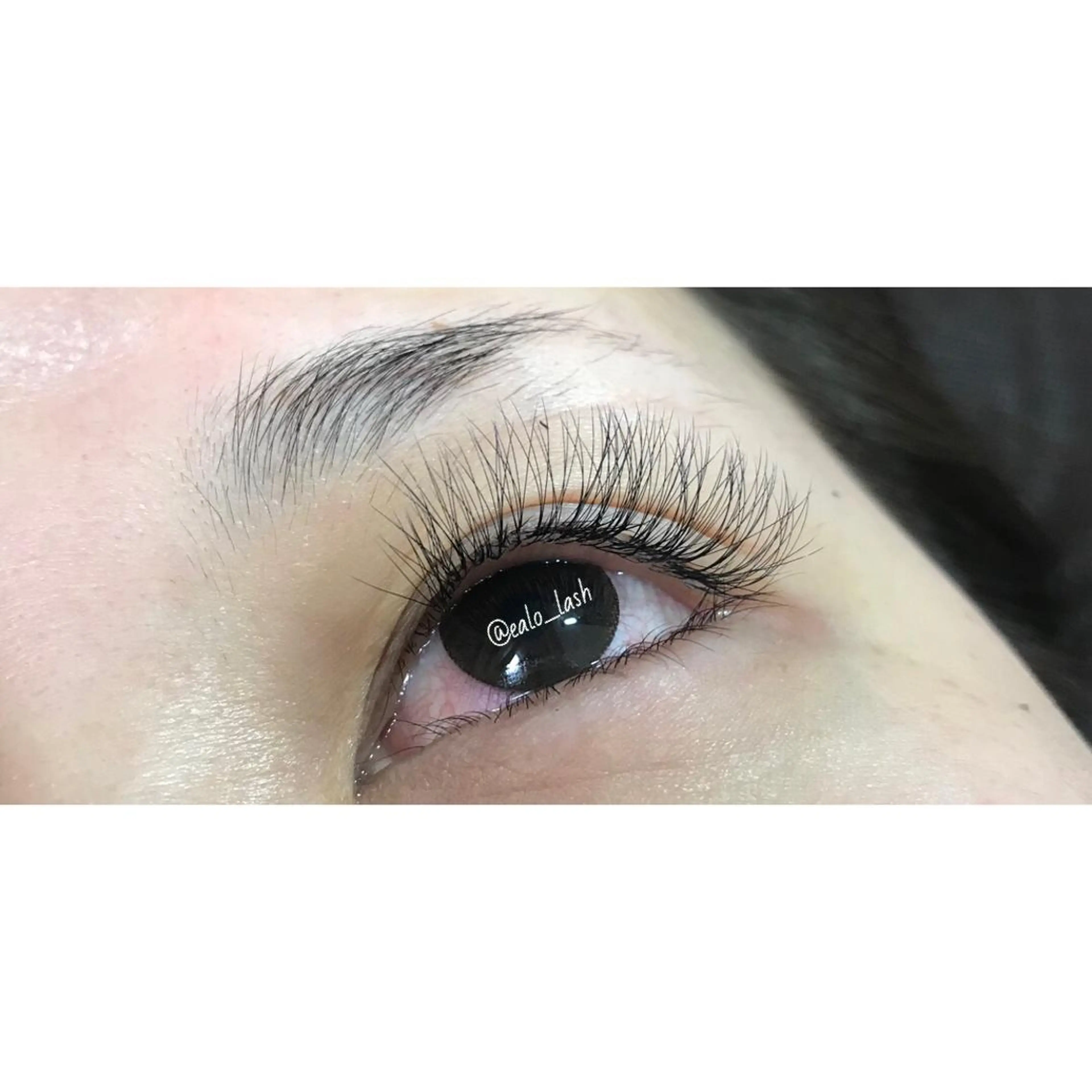 マツエク・マツパ ナチュラル ボリュームラッシュ マツエク Ealo押上 Erieのマツエク・マツパデザイン