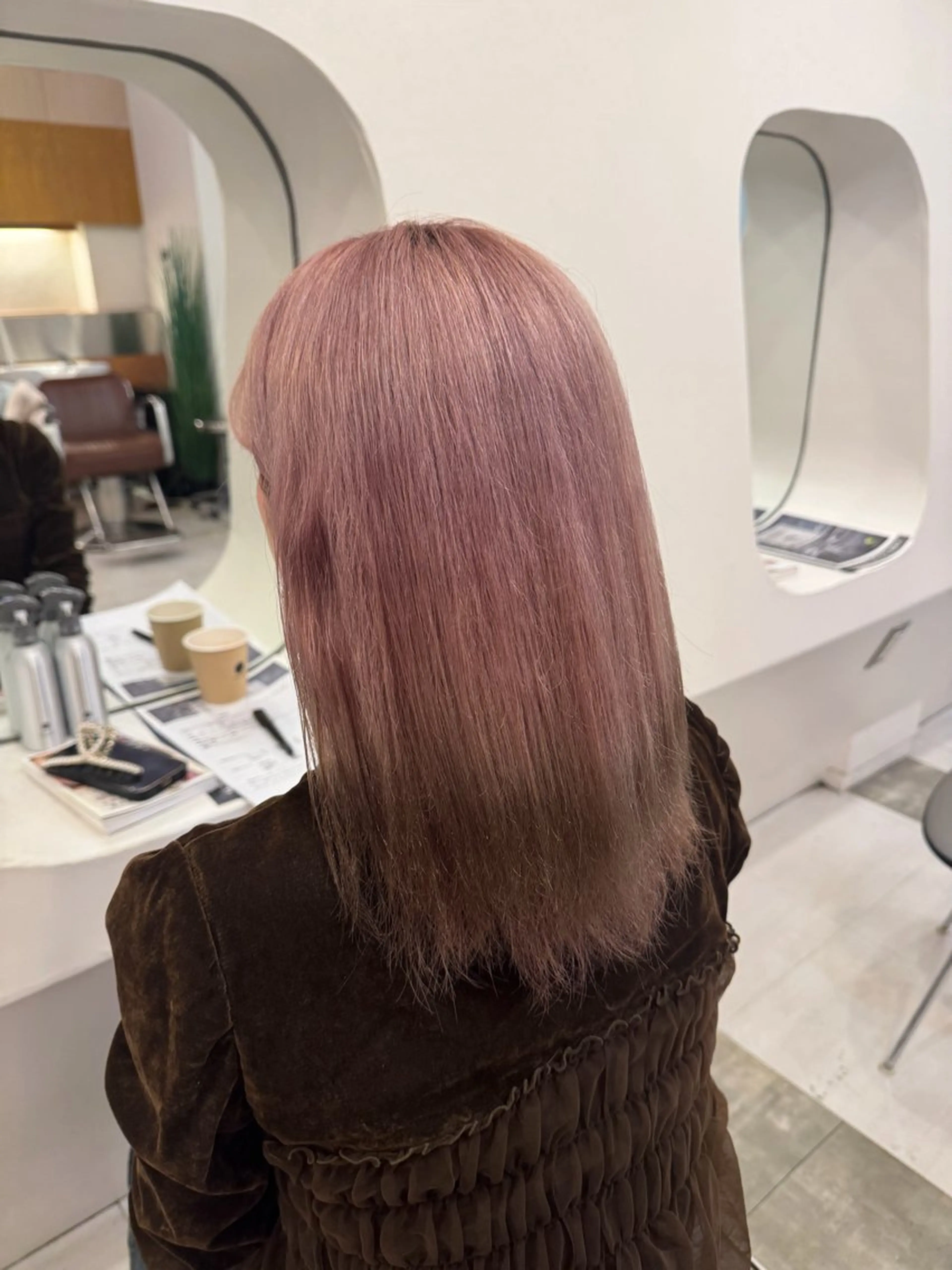 ブリーチ、カラーの写真