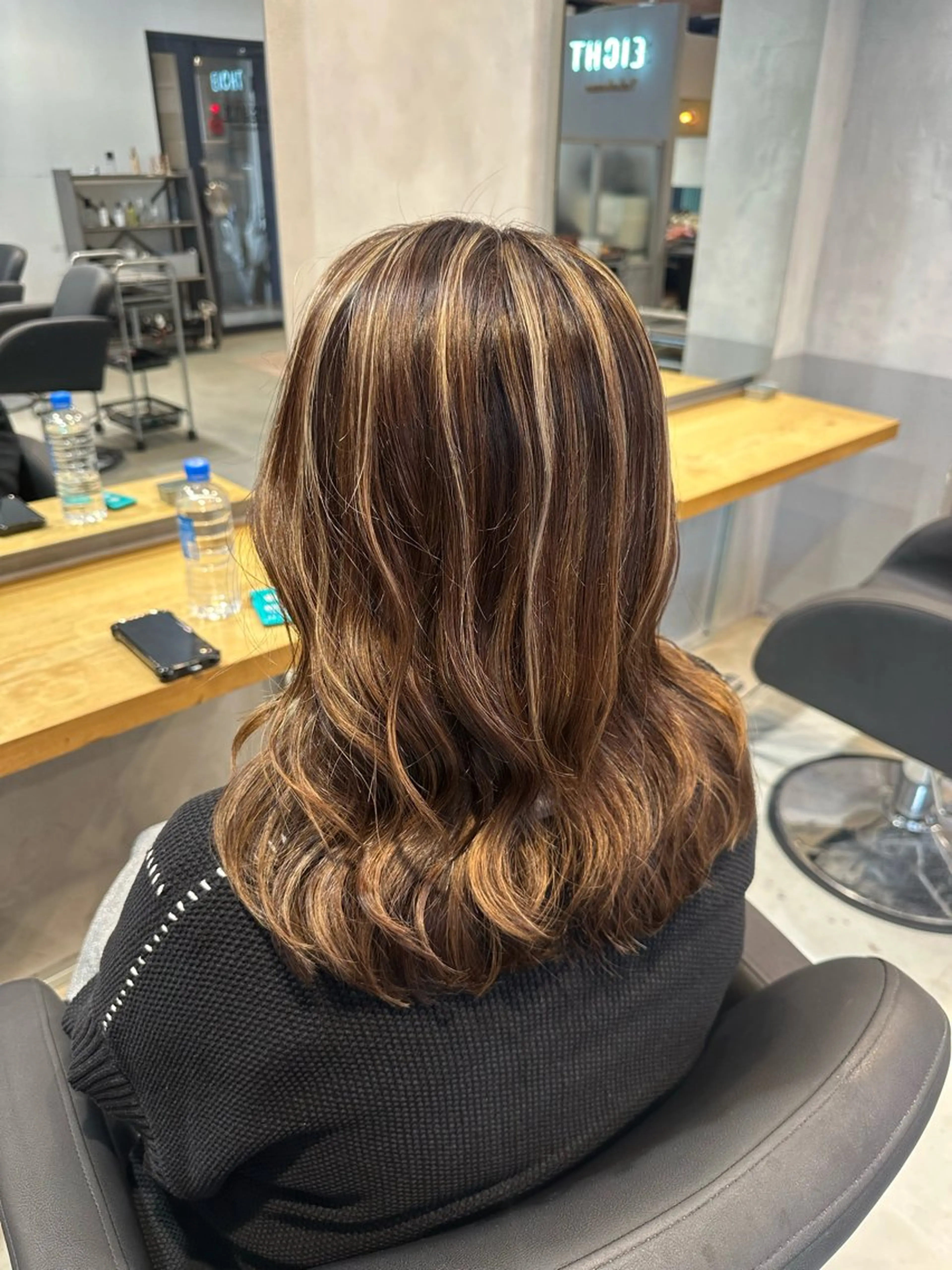 ミディアム カラー ヘアカラー トリートメント 💖ハイライト/ハイ トーン💖MIKIのヘアスタイル