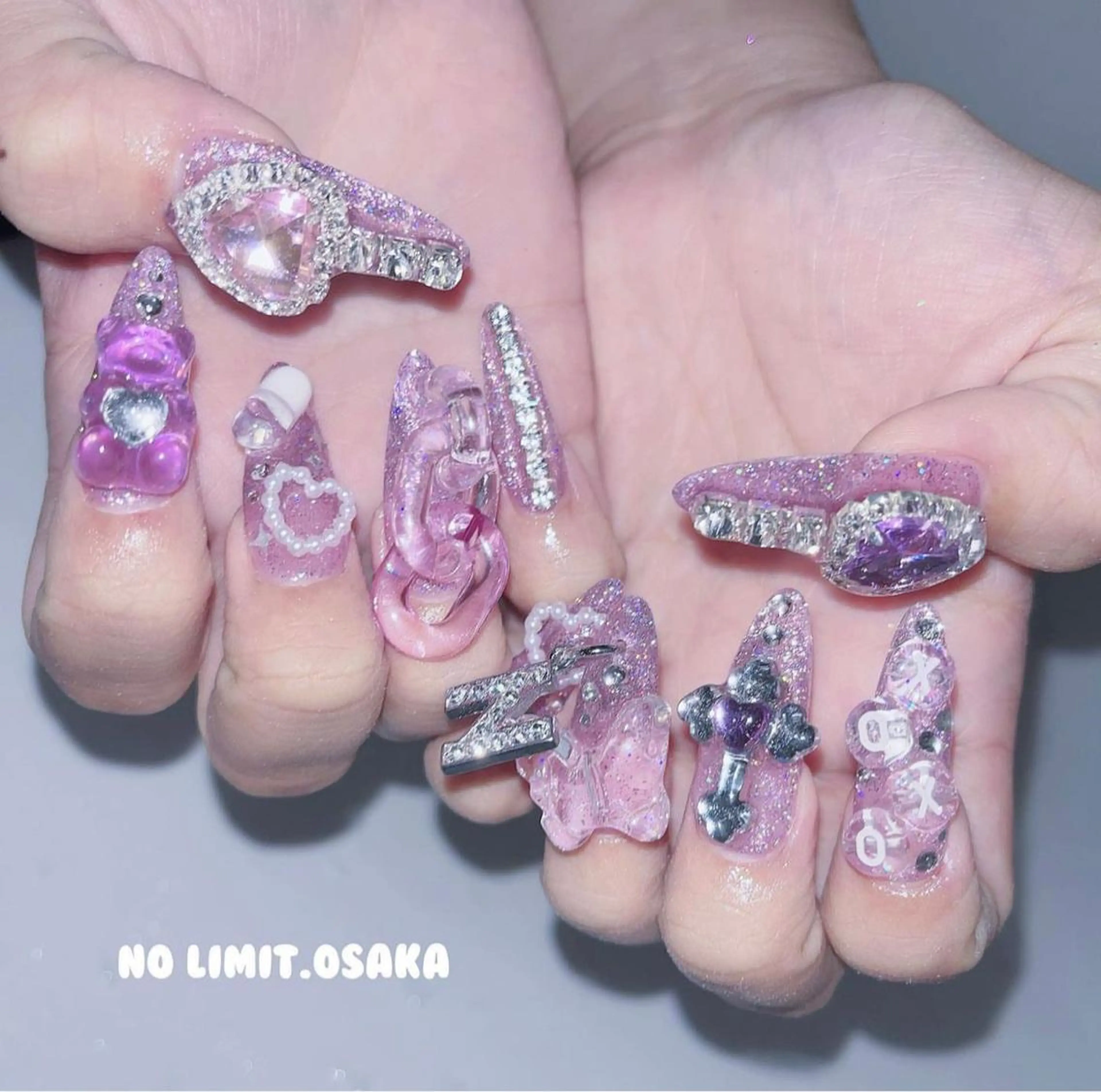 ネイル NOLIMIT.OSAKA所属・NOLIMIT Jr Nailistのネイルデザイン