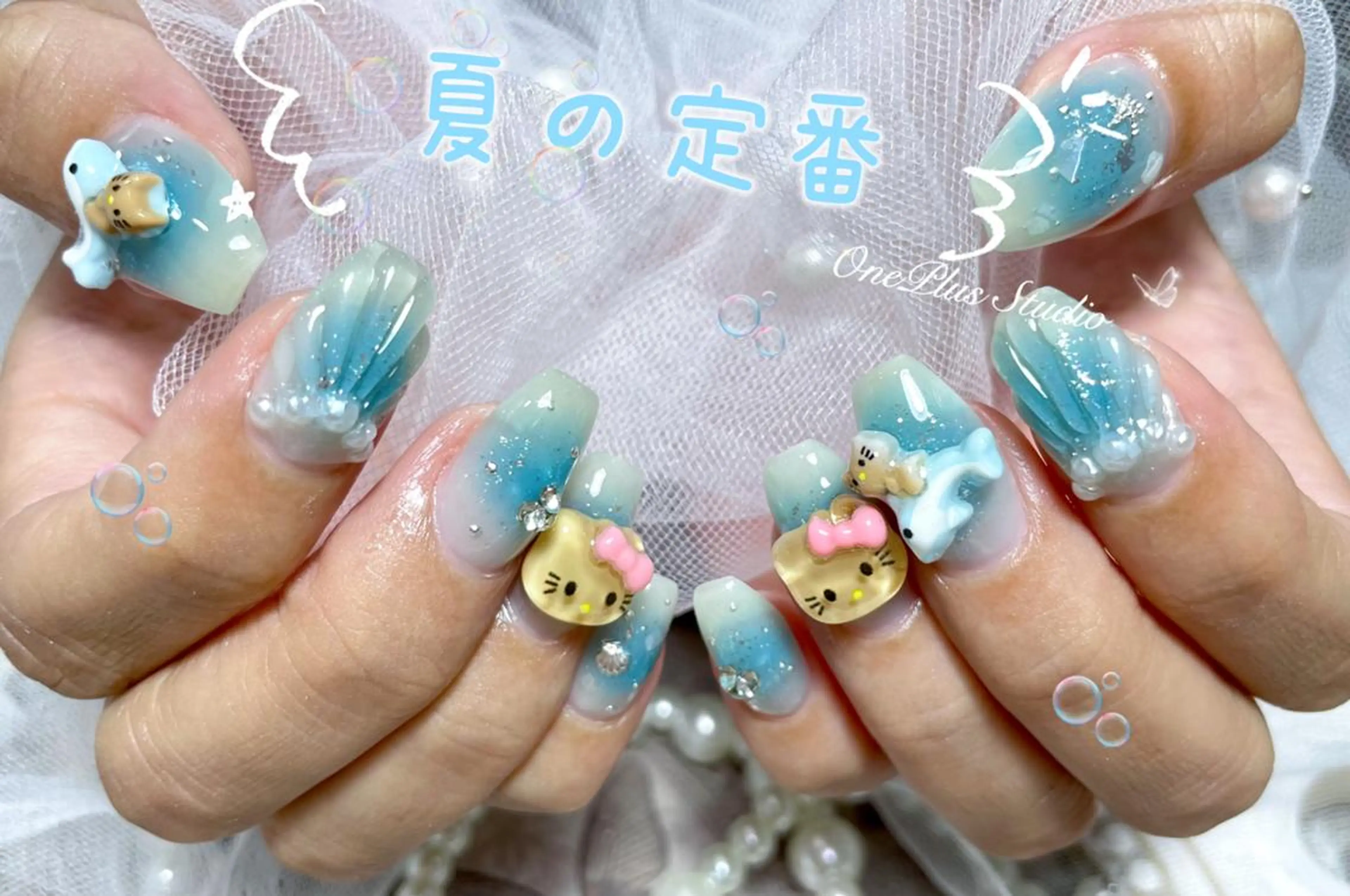 ネイル アートネイル オーロラネイル ガーリー キラキラネイル 韓国ネイル haruka 🧸のネイルデザイン