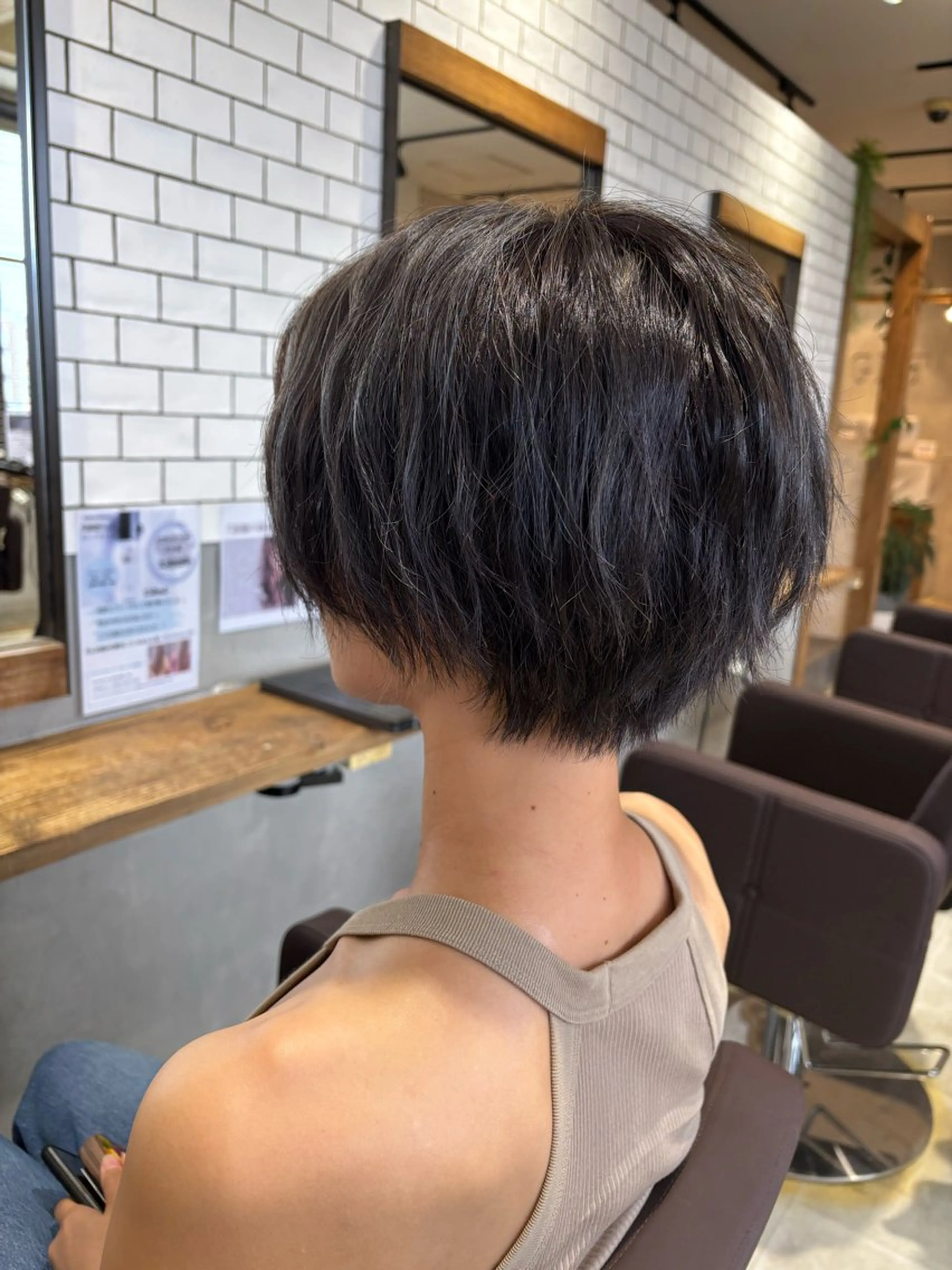 ショート ヘアカラー 菊地 優斗のヘアスタイル