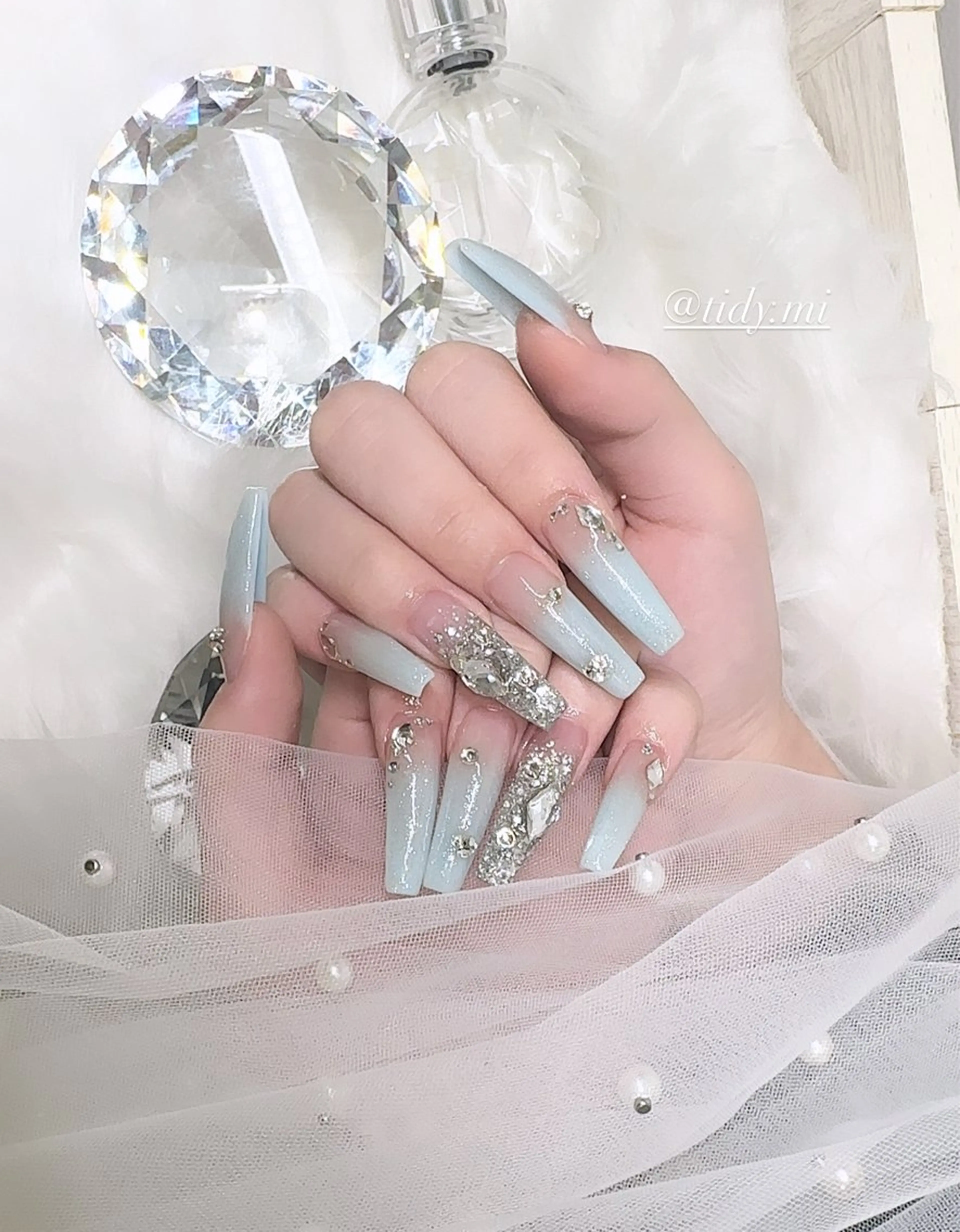 ネイル ジェルネイル キラキラネイル 韓国ネイル 持ち込み スカルプネイル TIDY M&Mのネイルデザイン