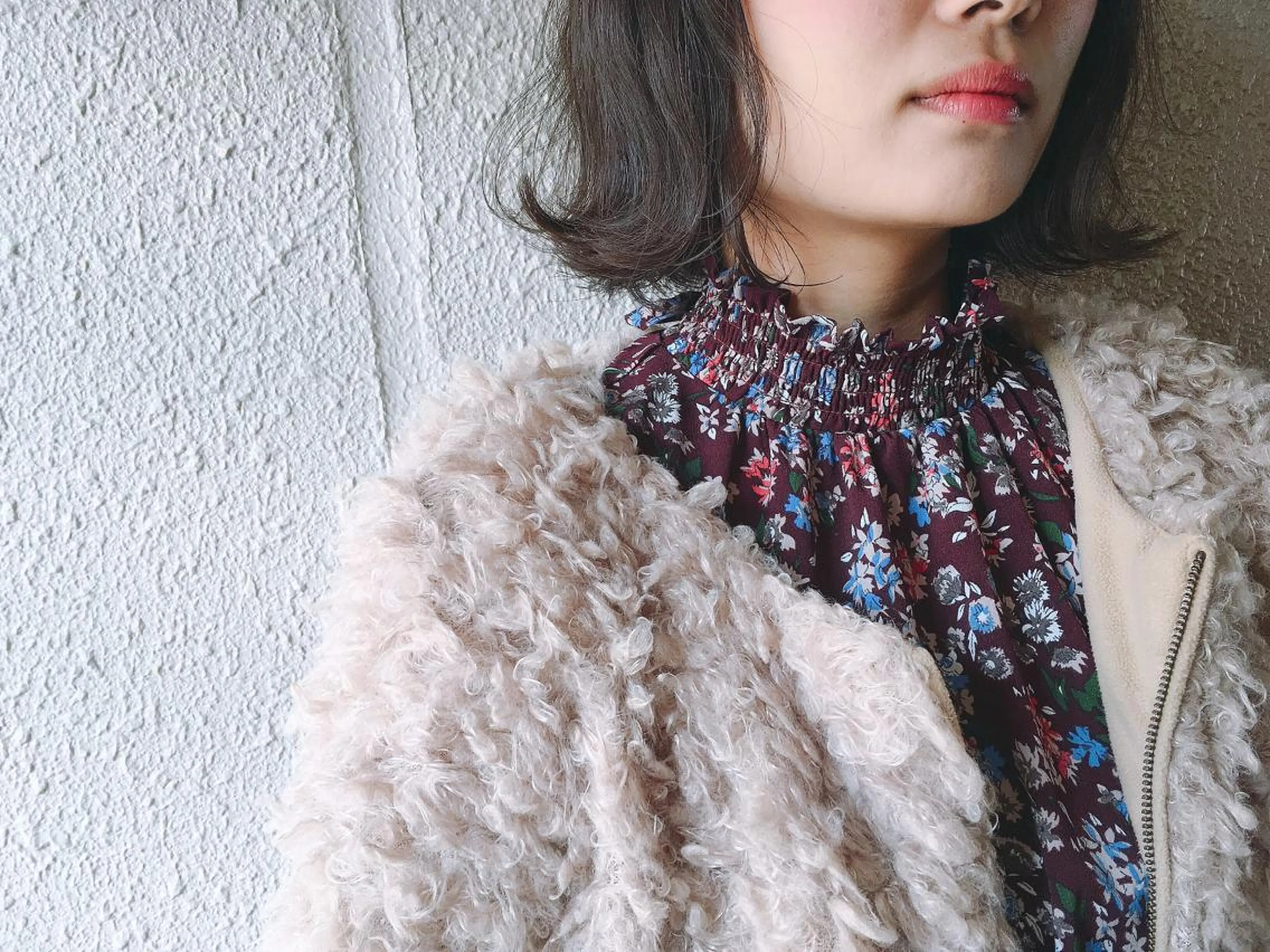 ショート カラー アッシュ オリーブアッシュ ボブ 外ハネヘア サダハルカ ｜chouetteのヘアスタイル