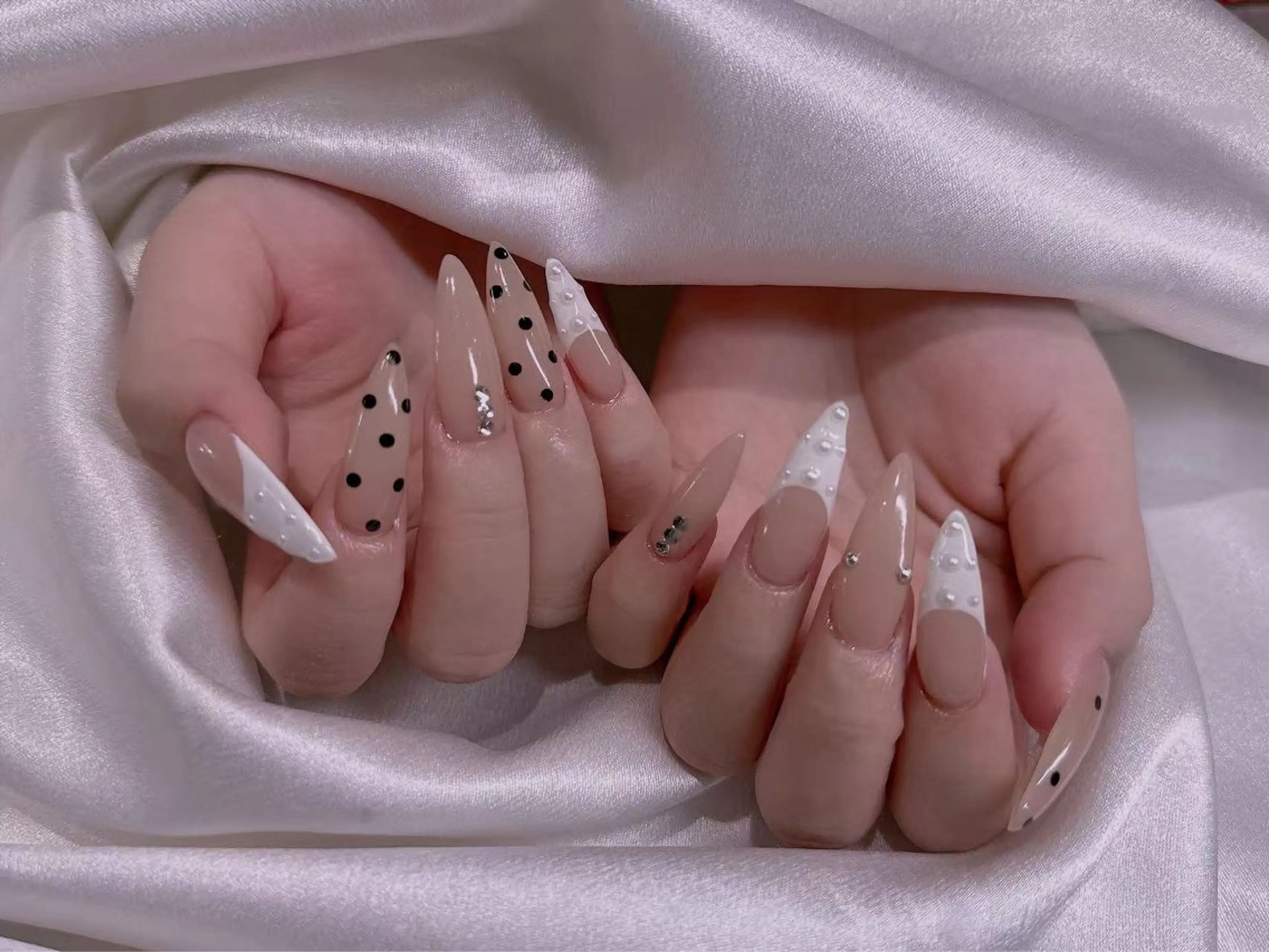 ネイル M2ネイルサロン【長さ出し&フィルイン導入店】所属・長さ出し専門店 RIRIのネイルデザイン