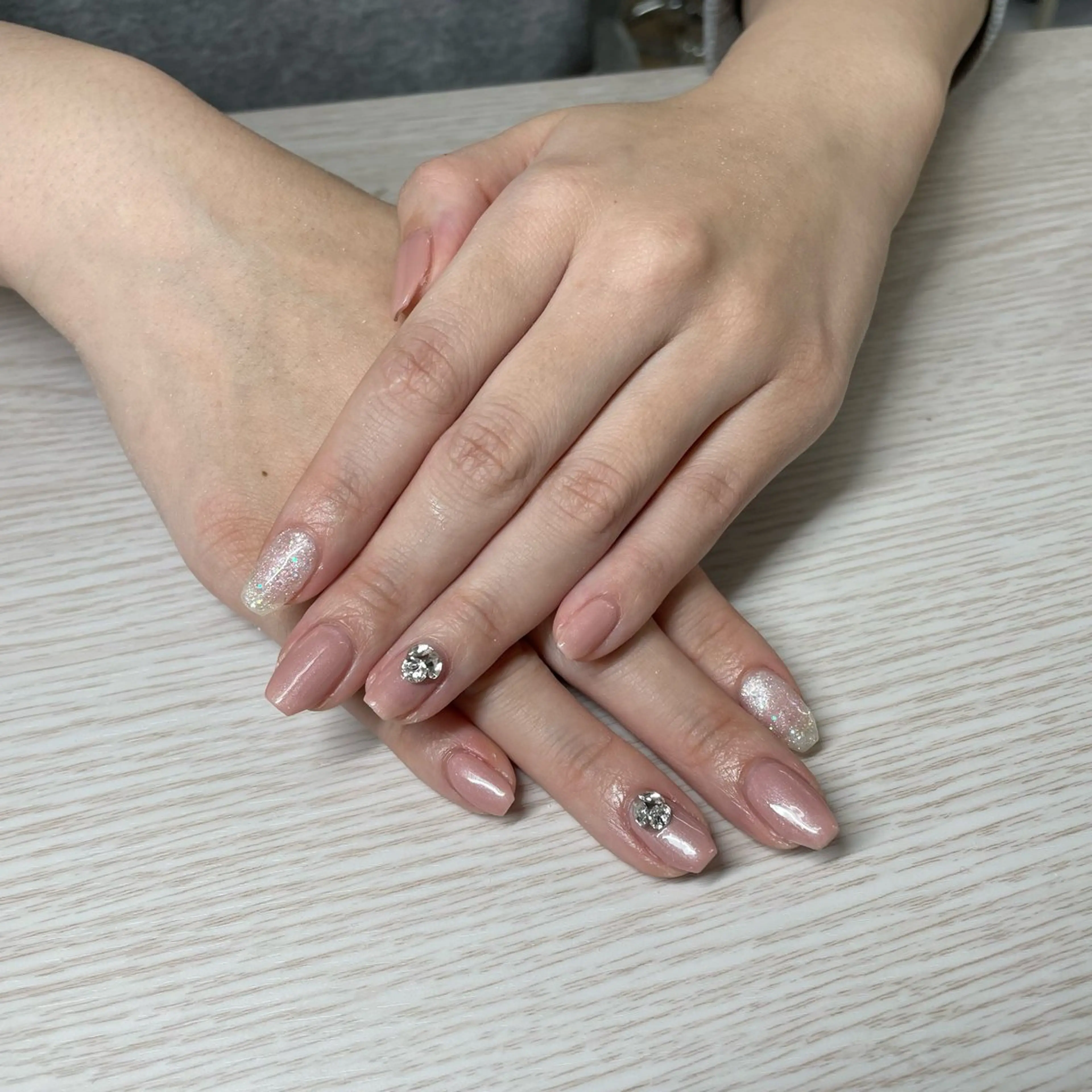 ネイル TRU NAIL&EYE立川所属・TRU ちはるのネイルデザイン