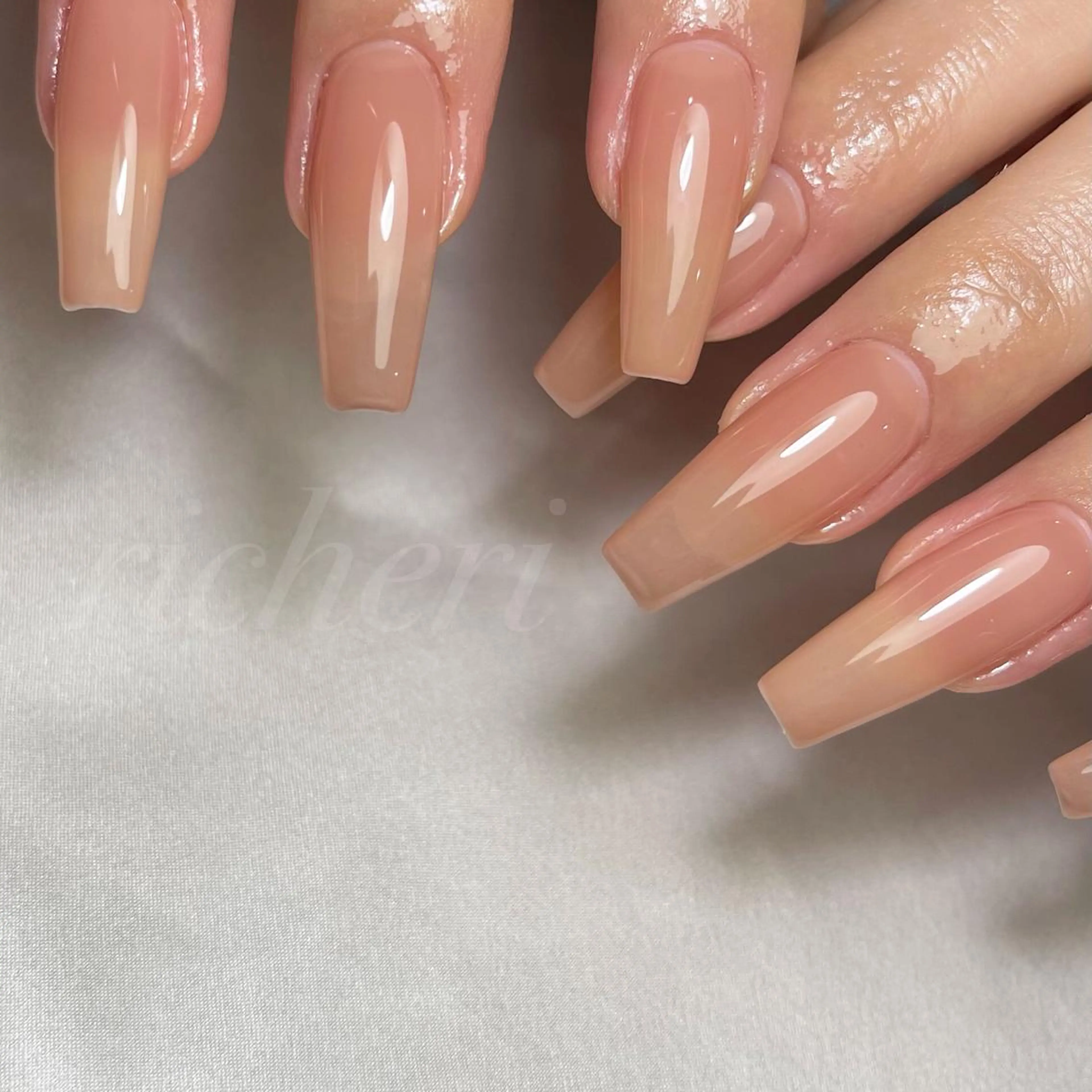 ミディアム ネイル ハンドネイル richeri beautyのエステ・リラクイメージ